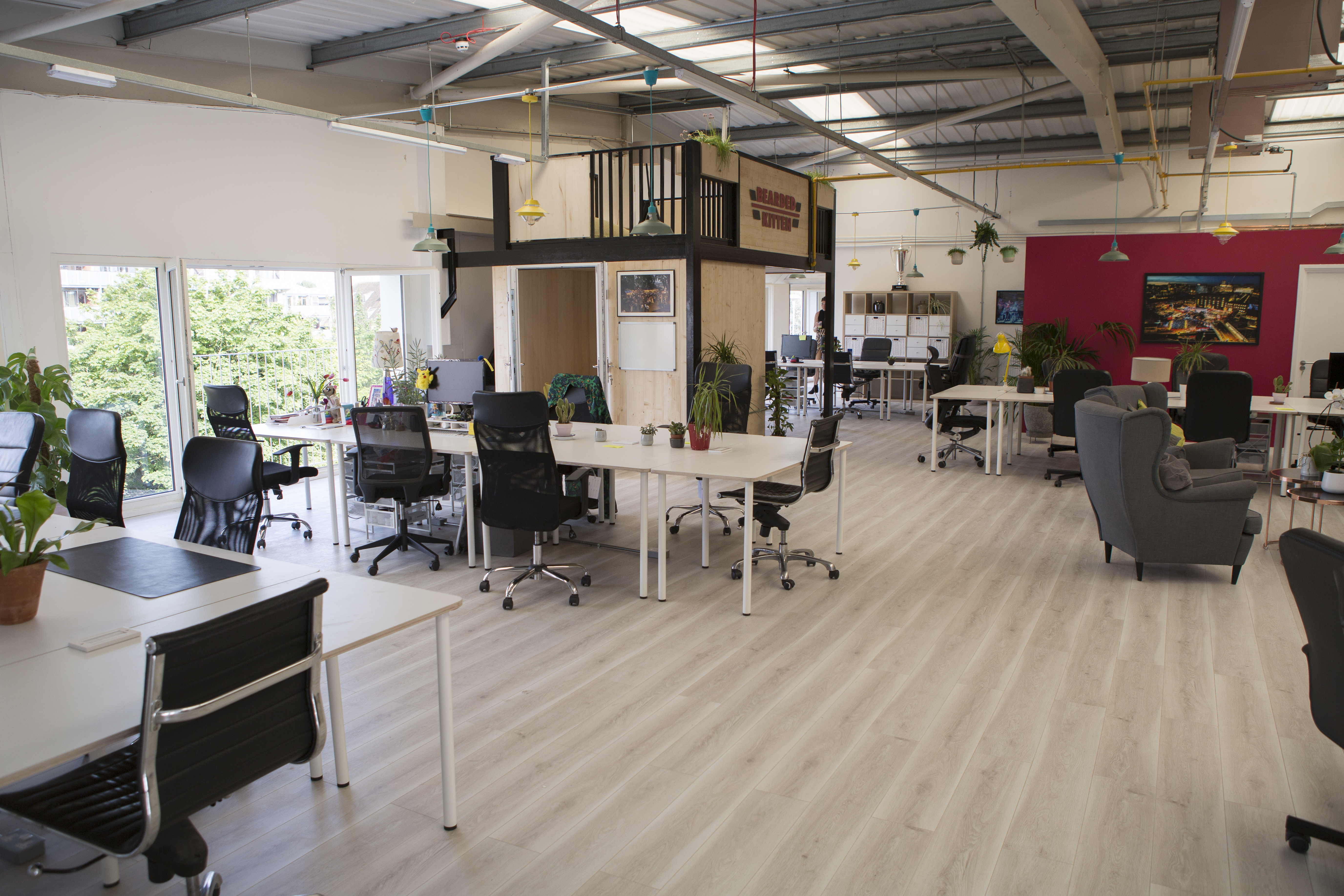 4 Person Private Office