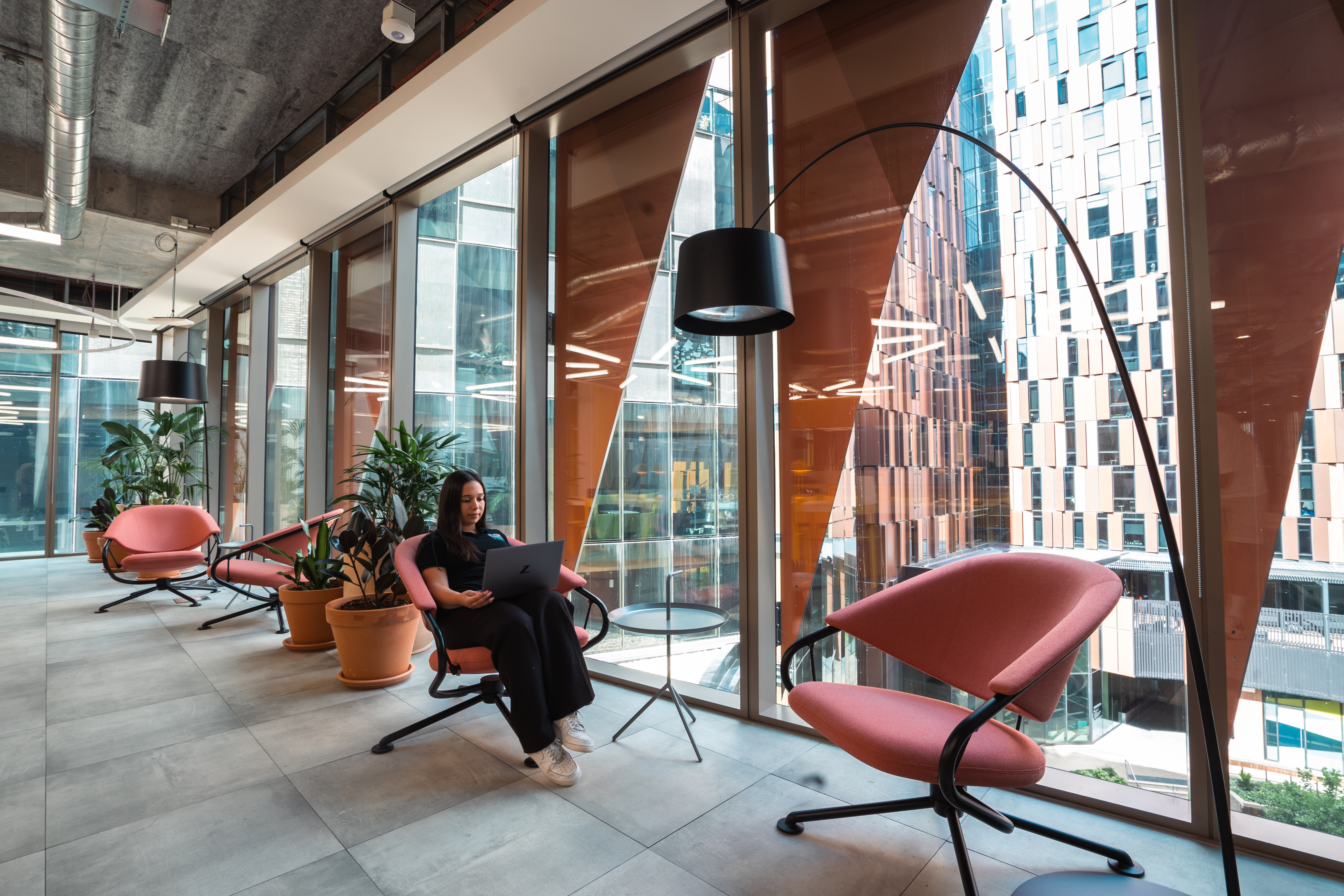 1 Person Coworking Desk