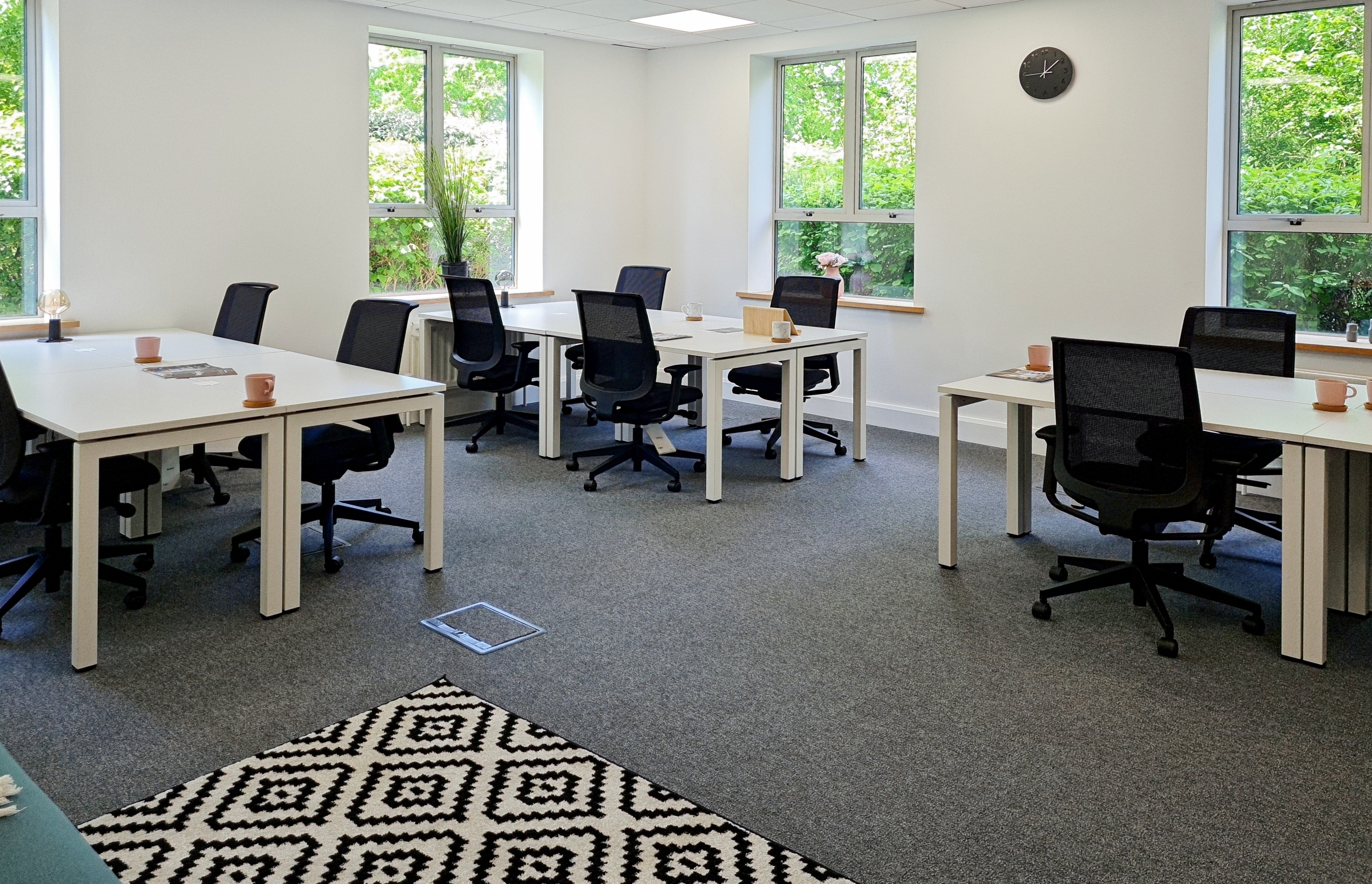 4 Person Private Office