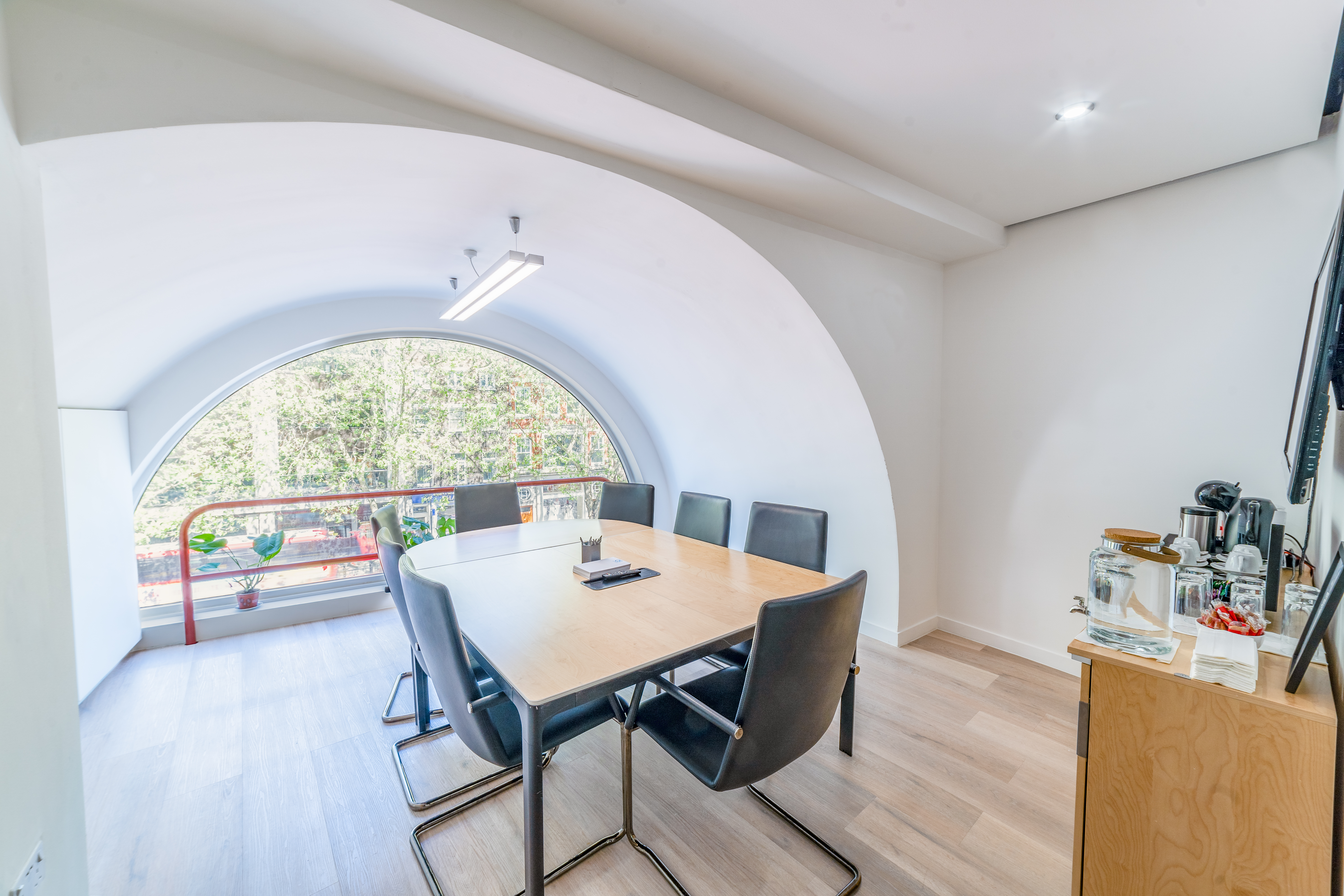 7 Person Private Office