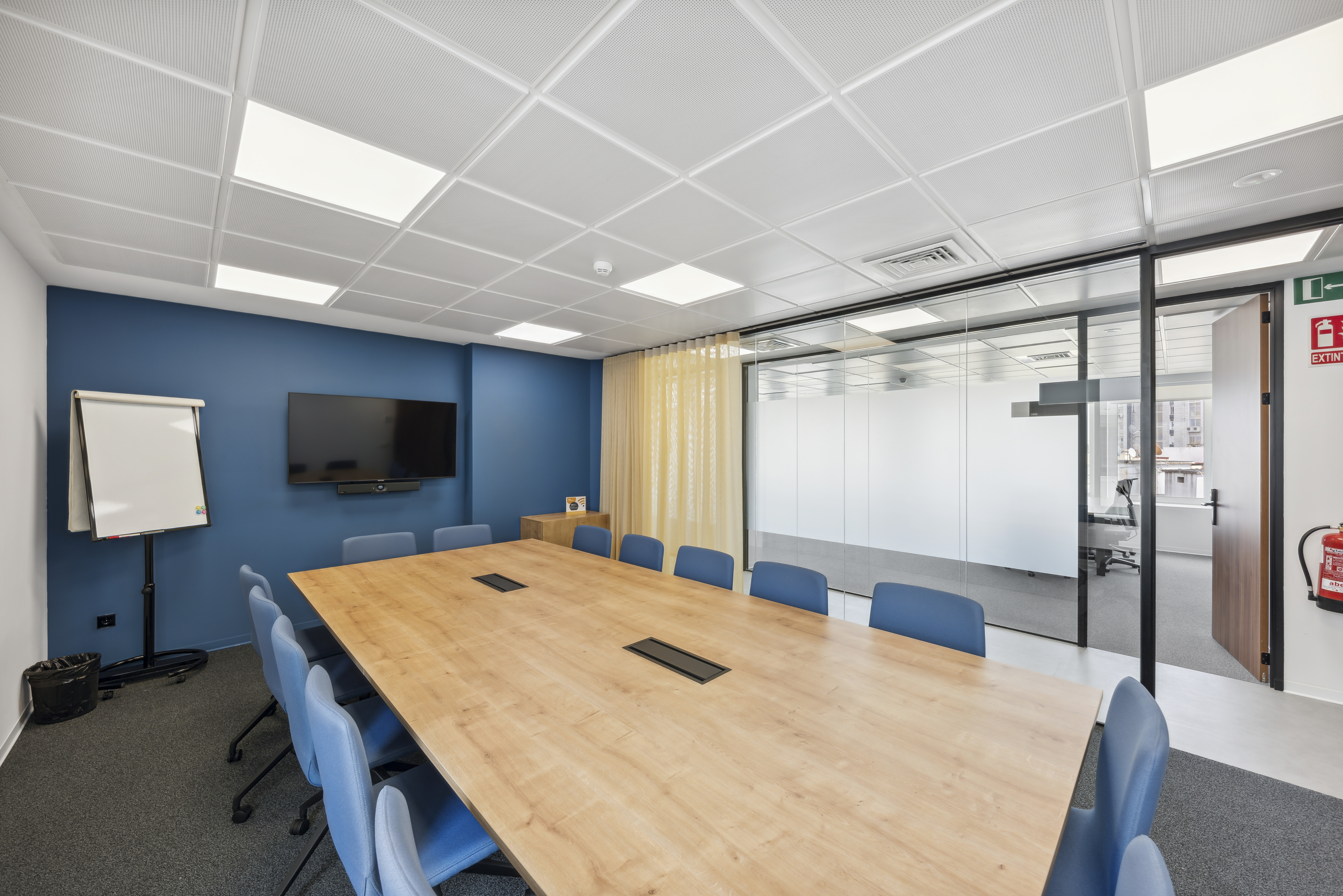 4 Person Private Office