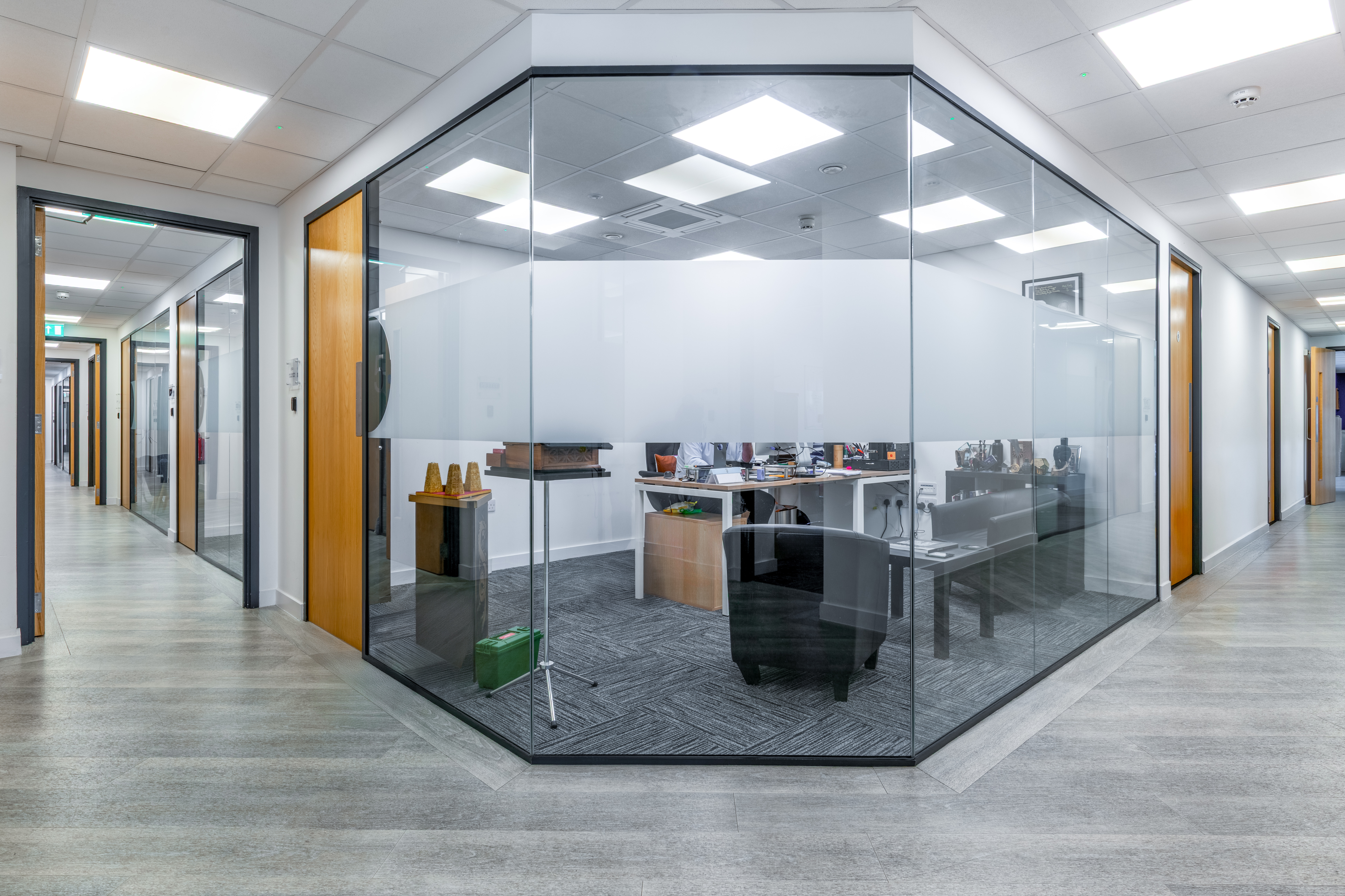 1 Person Coworking Desk