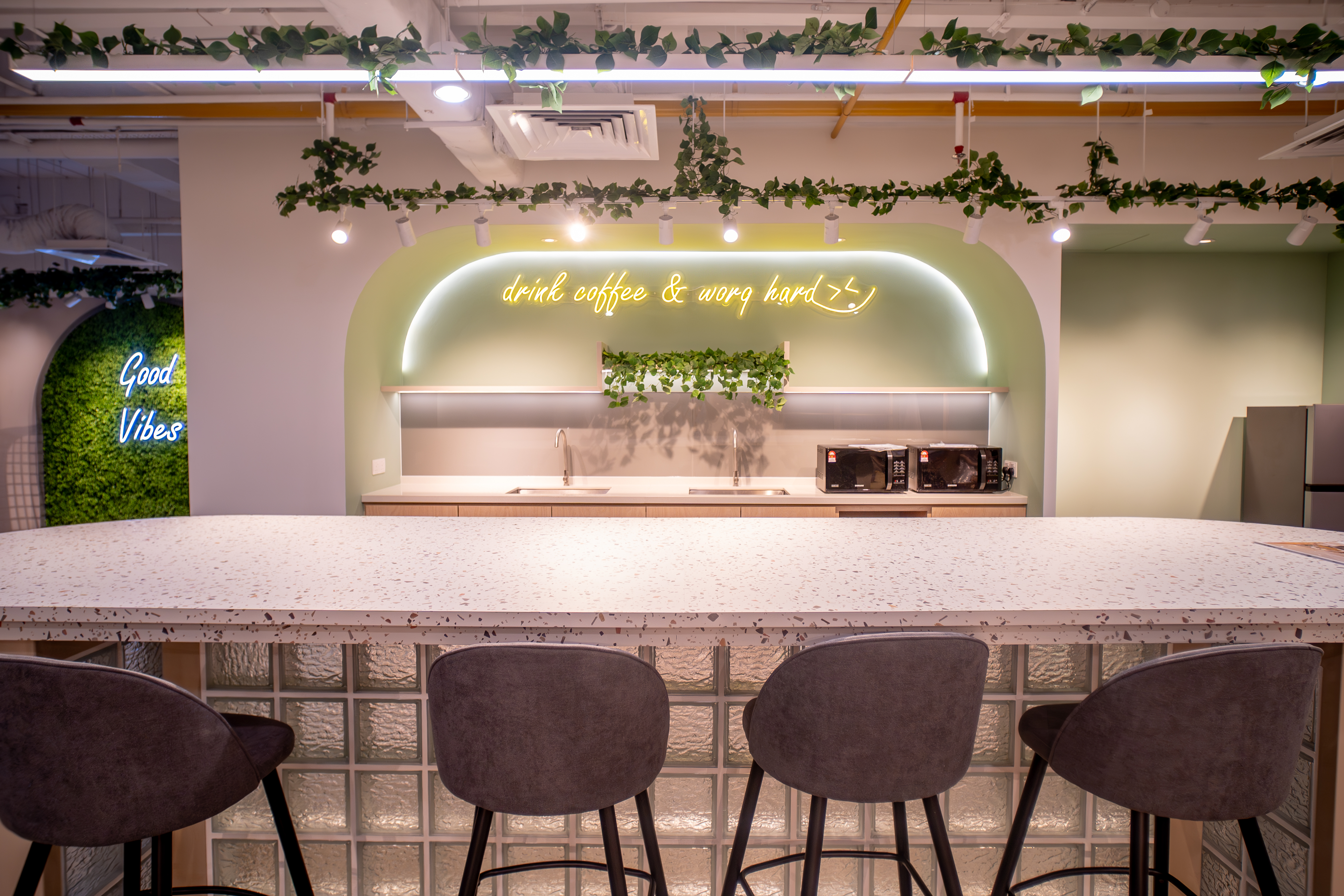 8 Person Private Office