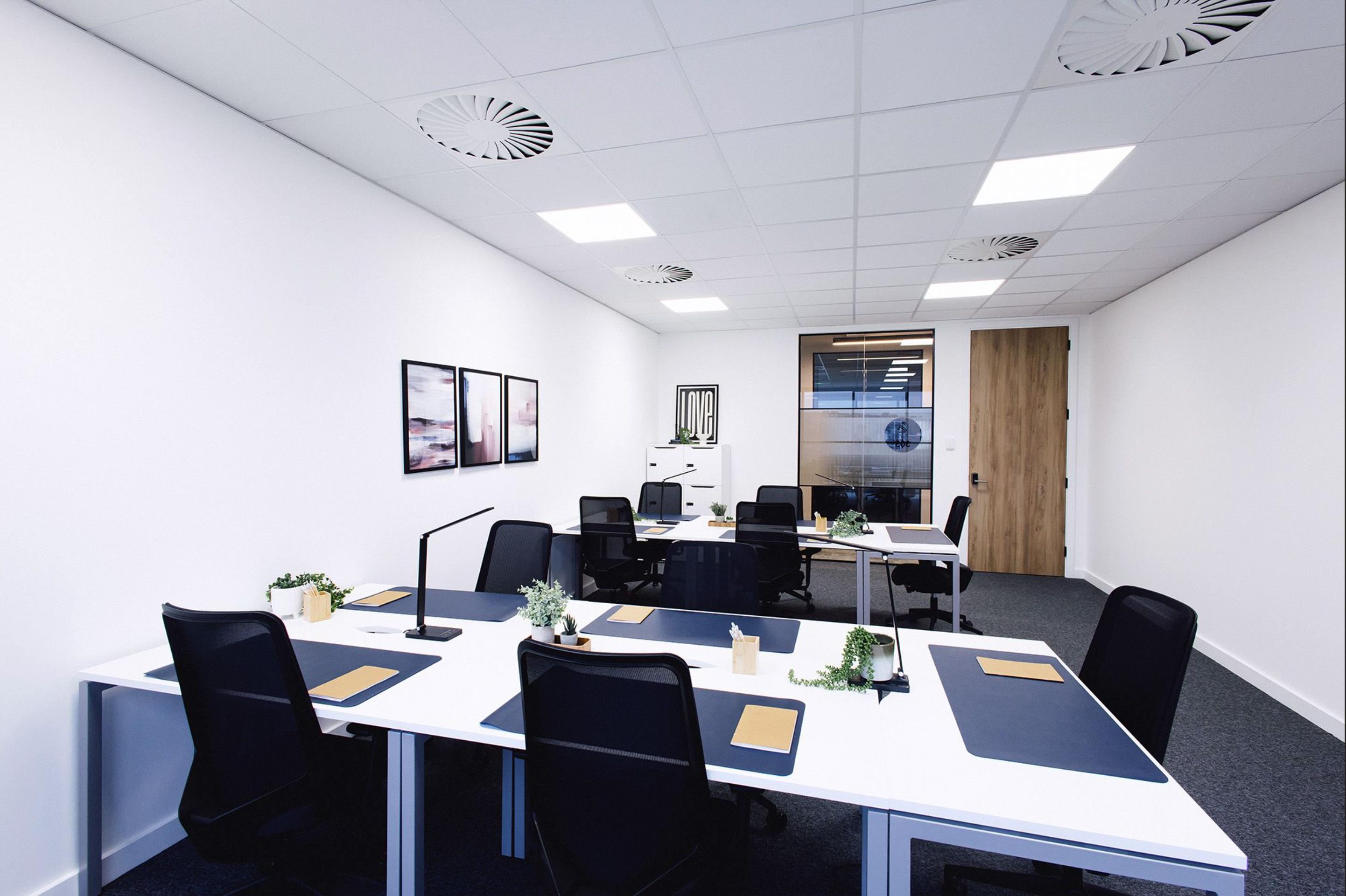 10 Person Private Office