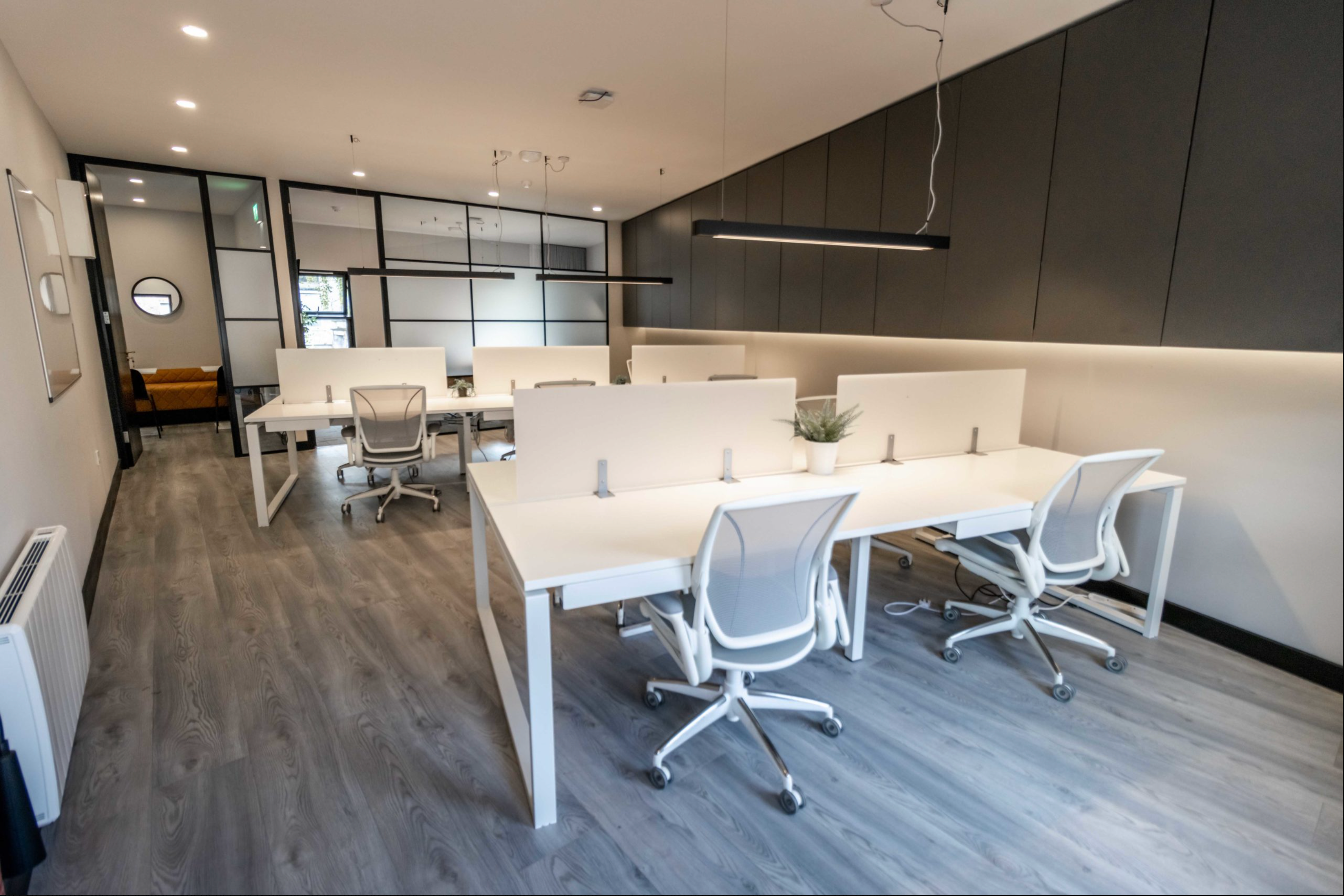 24 Person Private Office