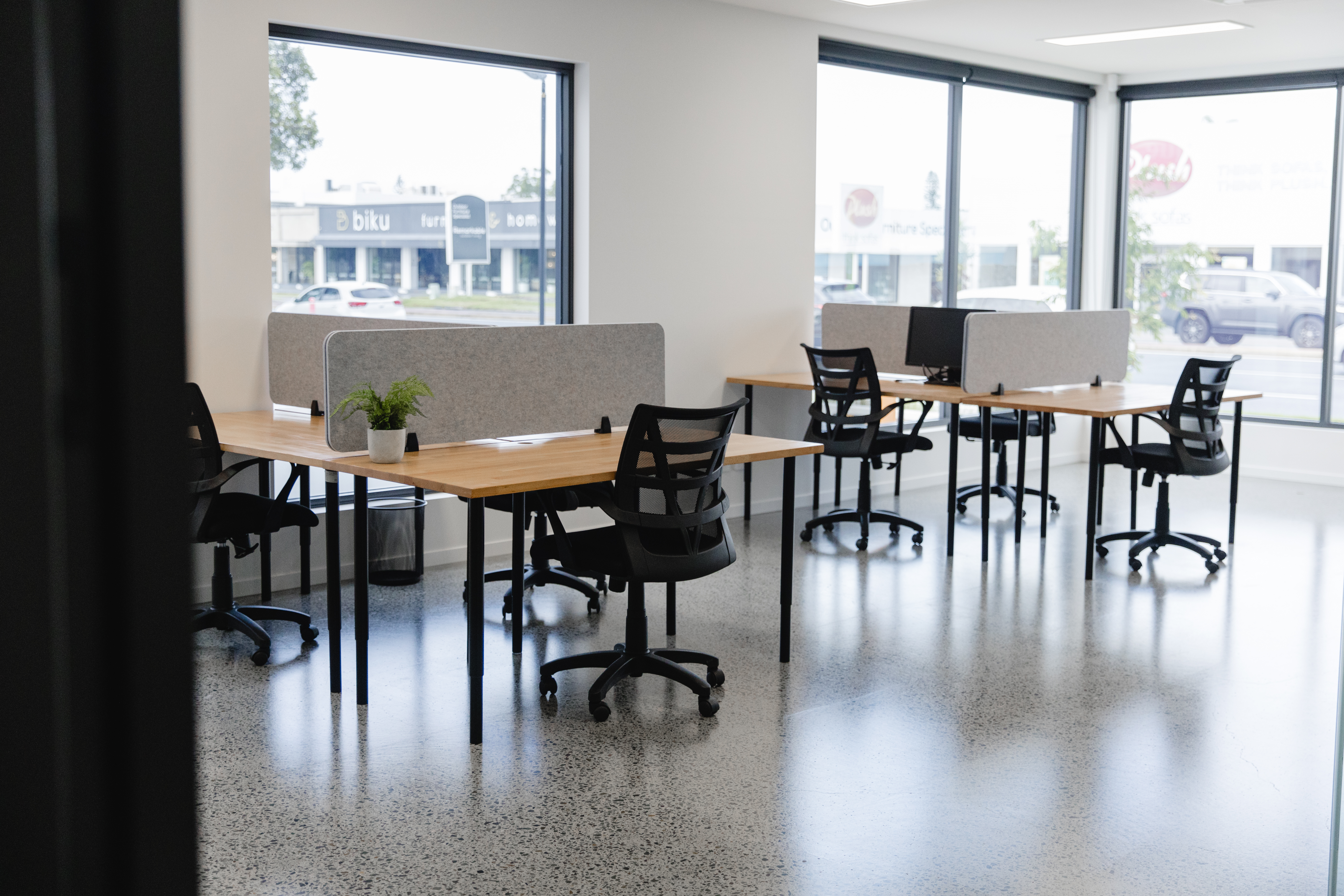 1 Person Private Office