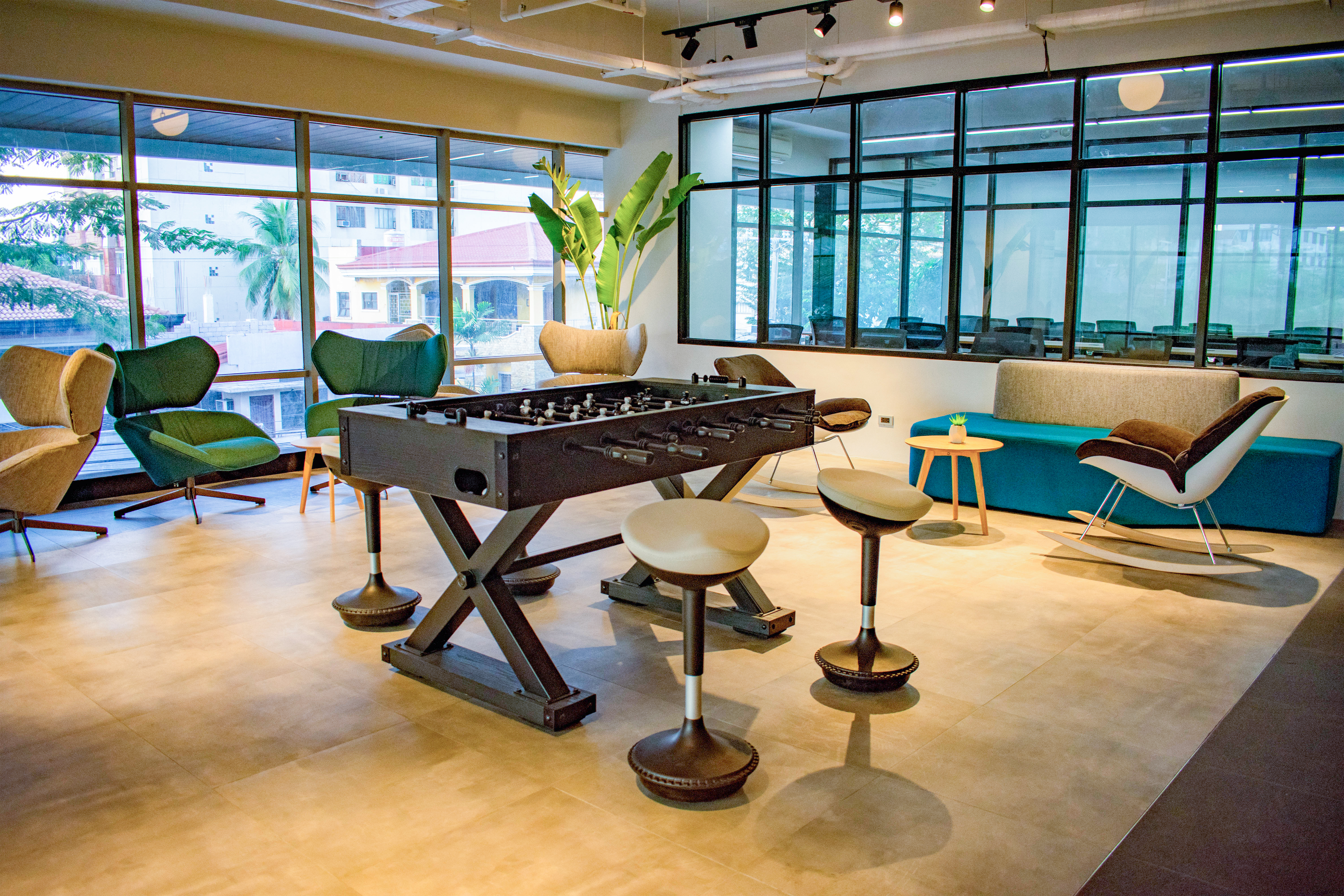 18 Person Private Office