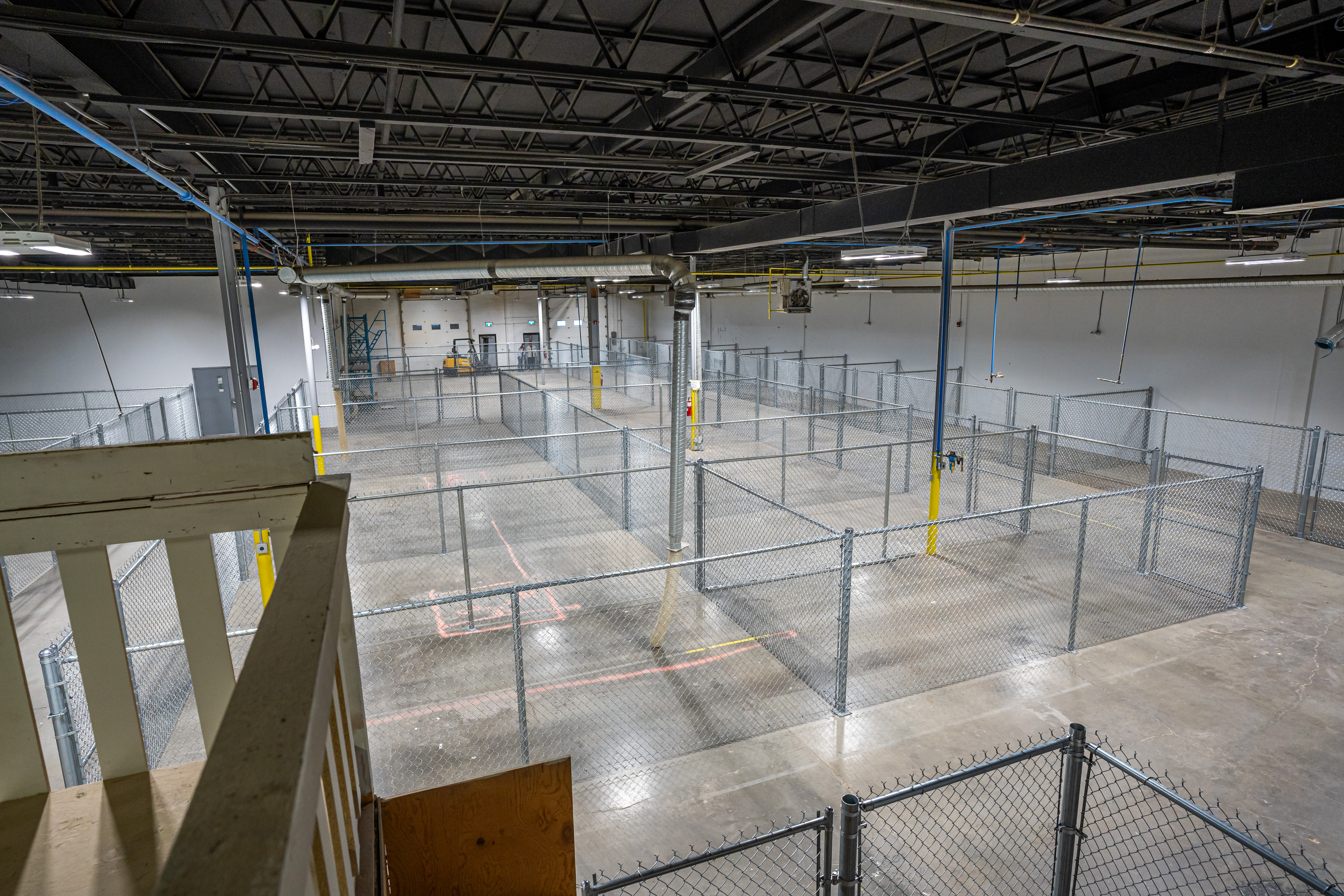 1 Person Shared Office