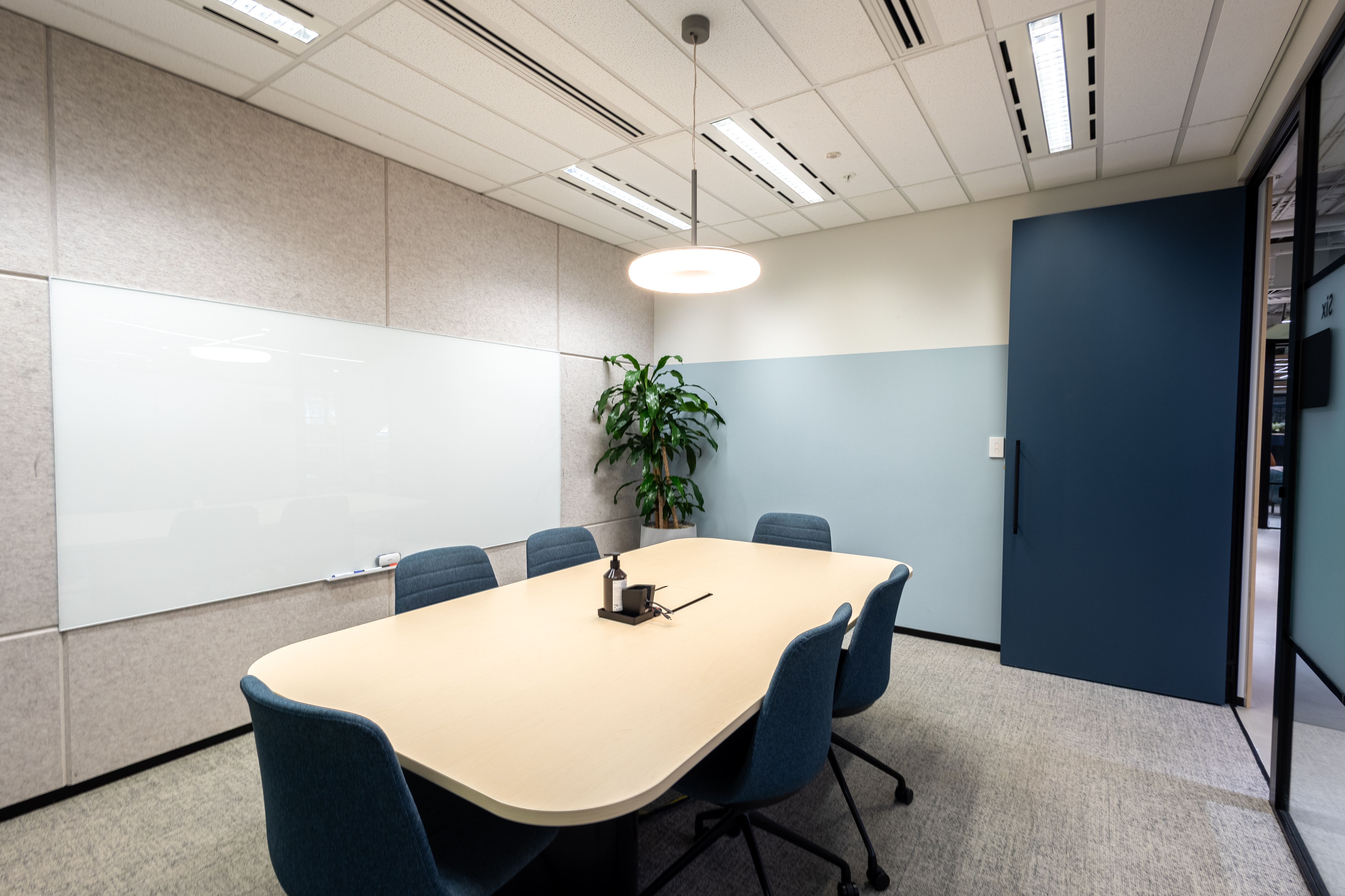 10 Person Coworking Desk