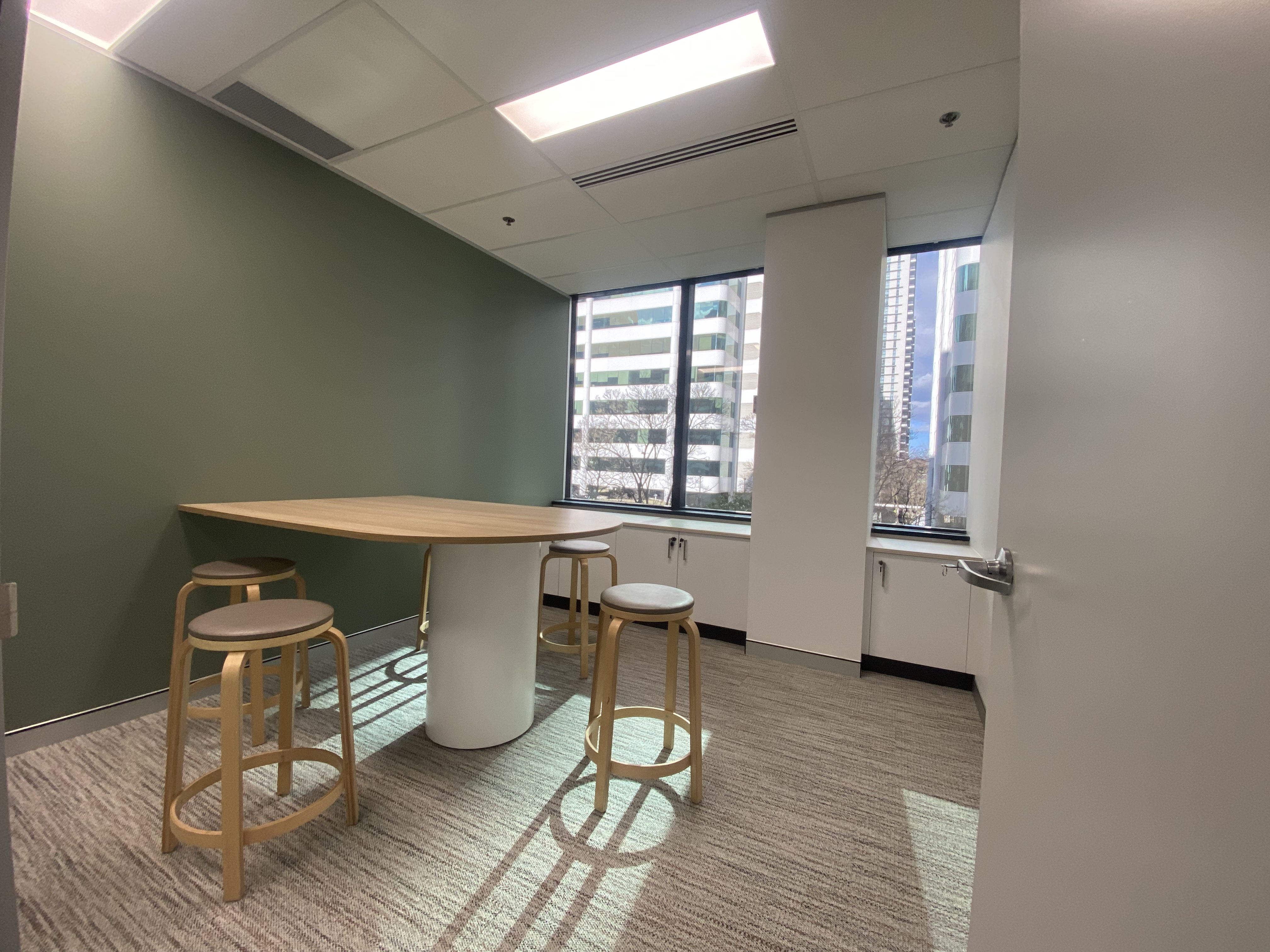 6 Person Shared Office