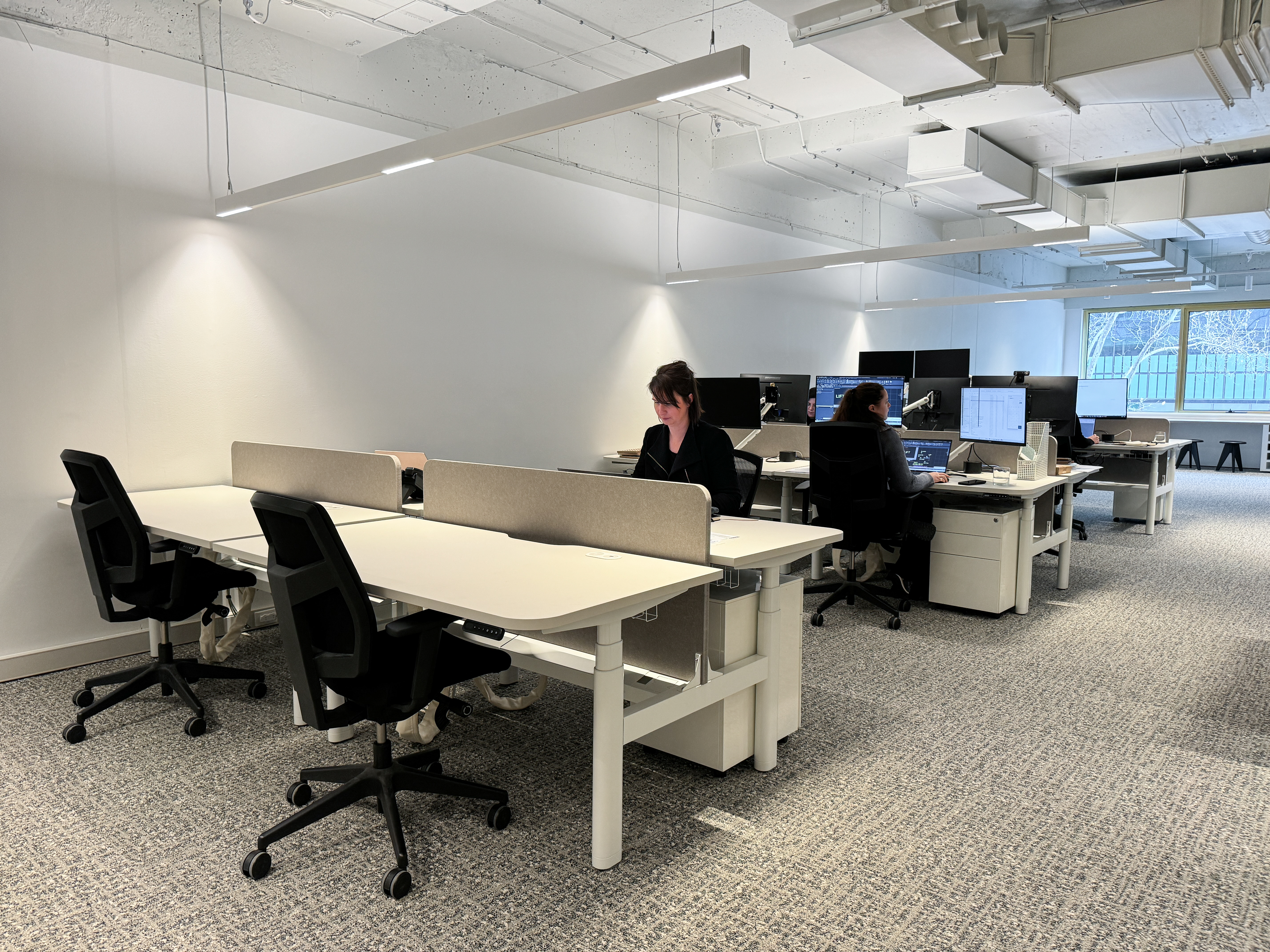 8 Person Shared Office