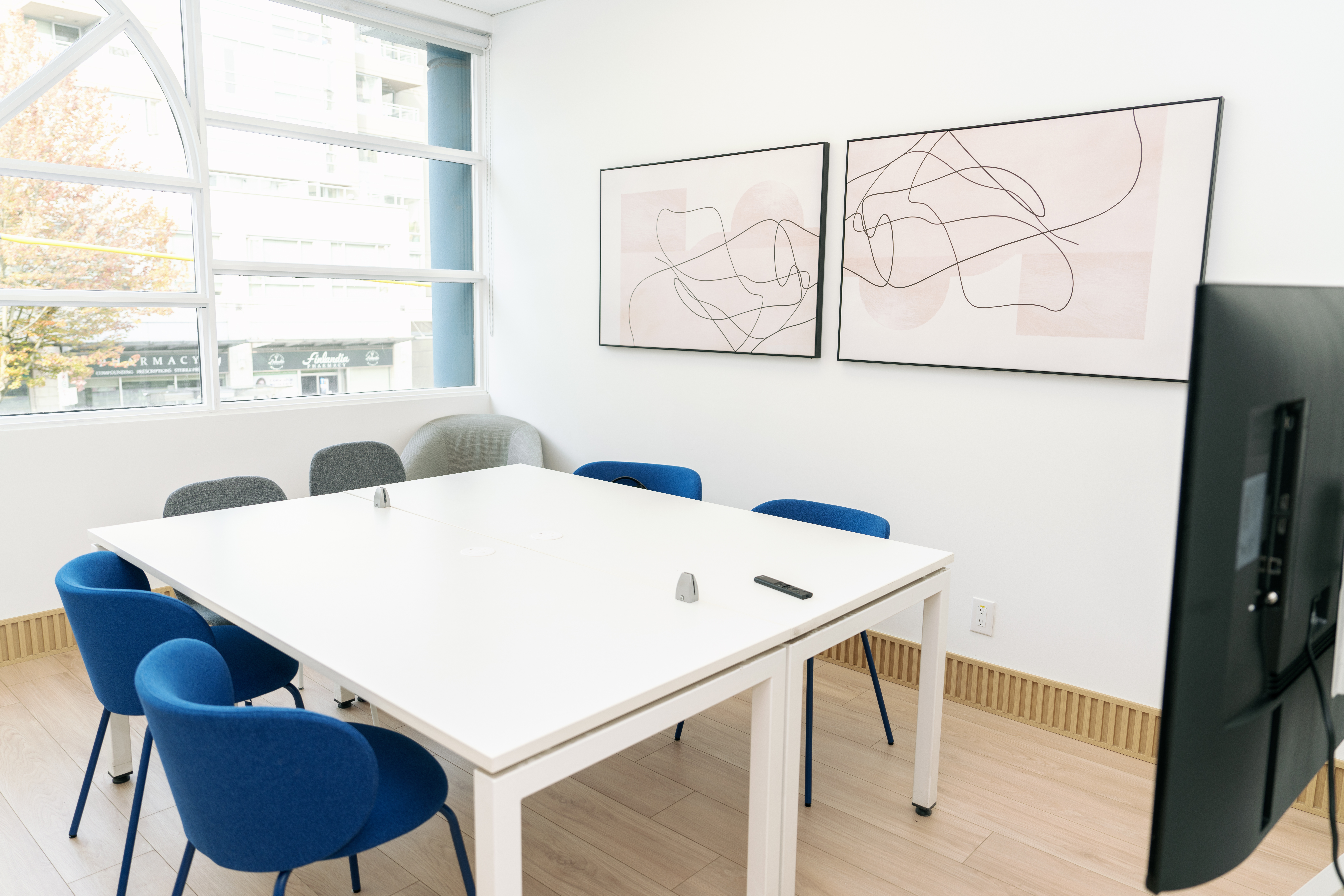 5 Person Coworking Desk