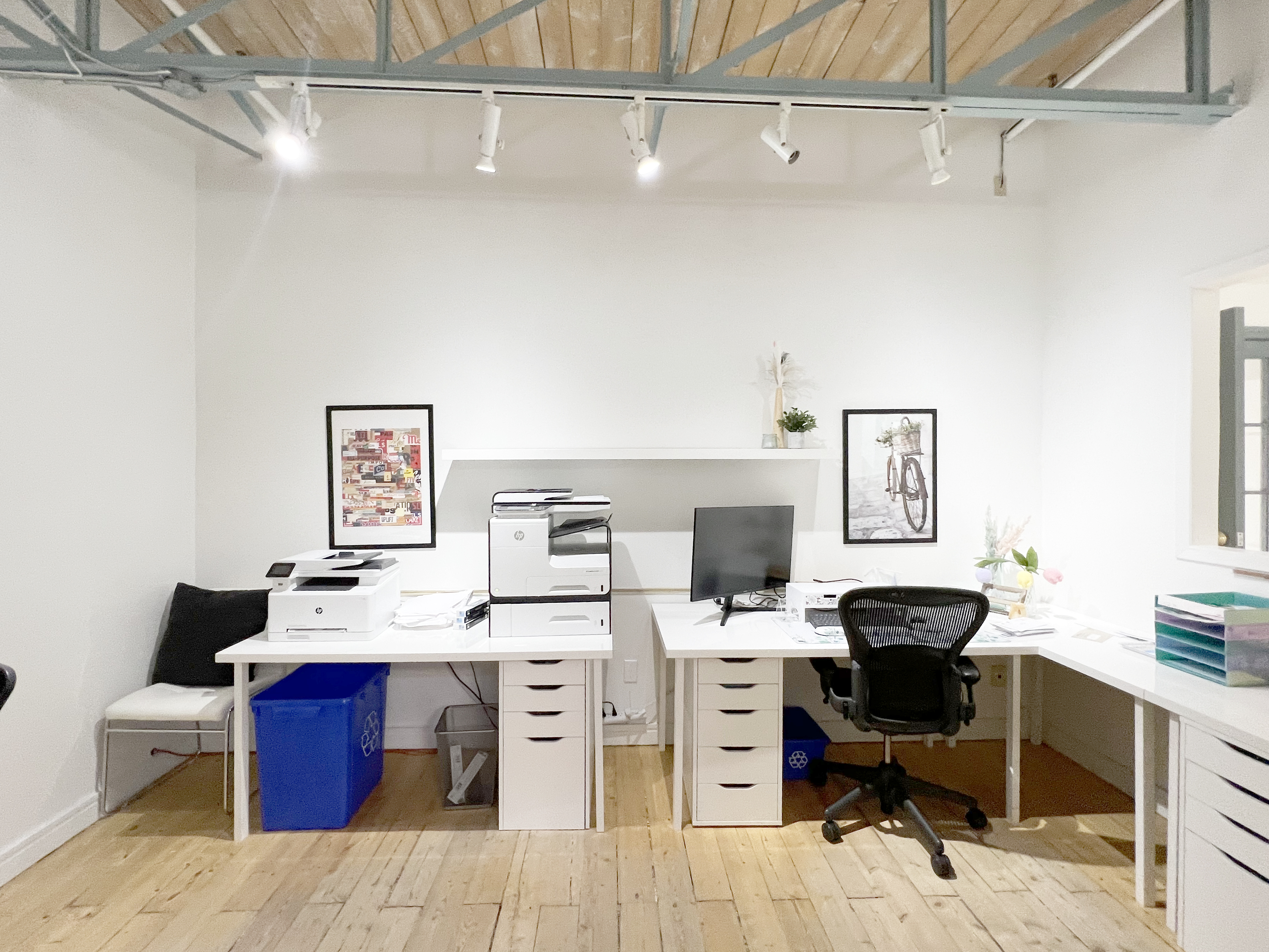 20 Person Private Office