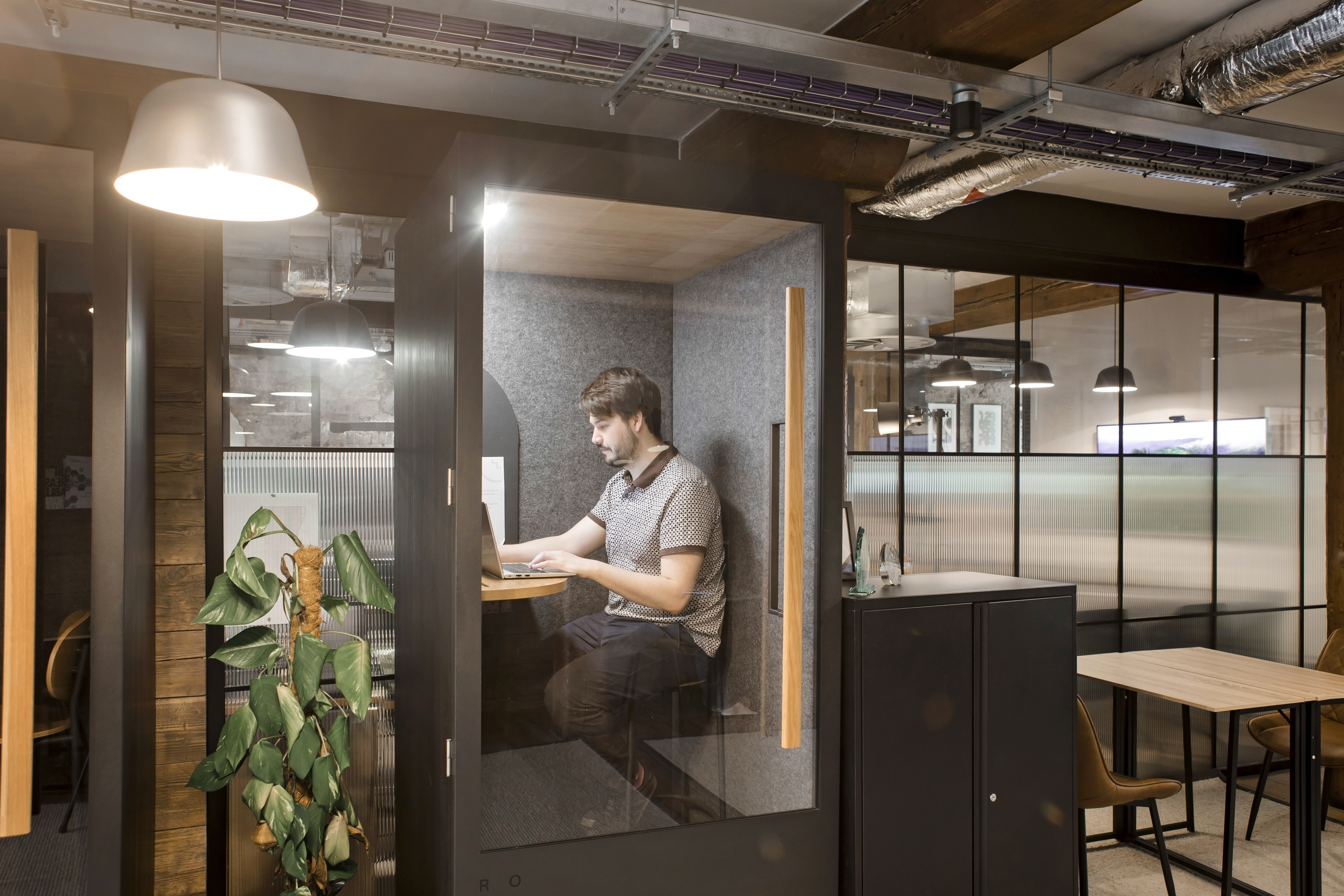 1 Person Private Office