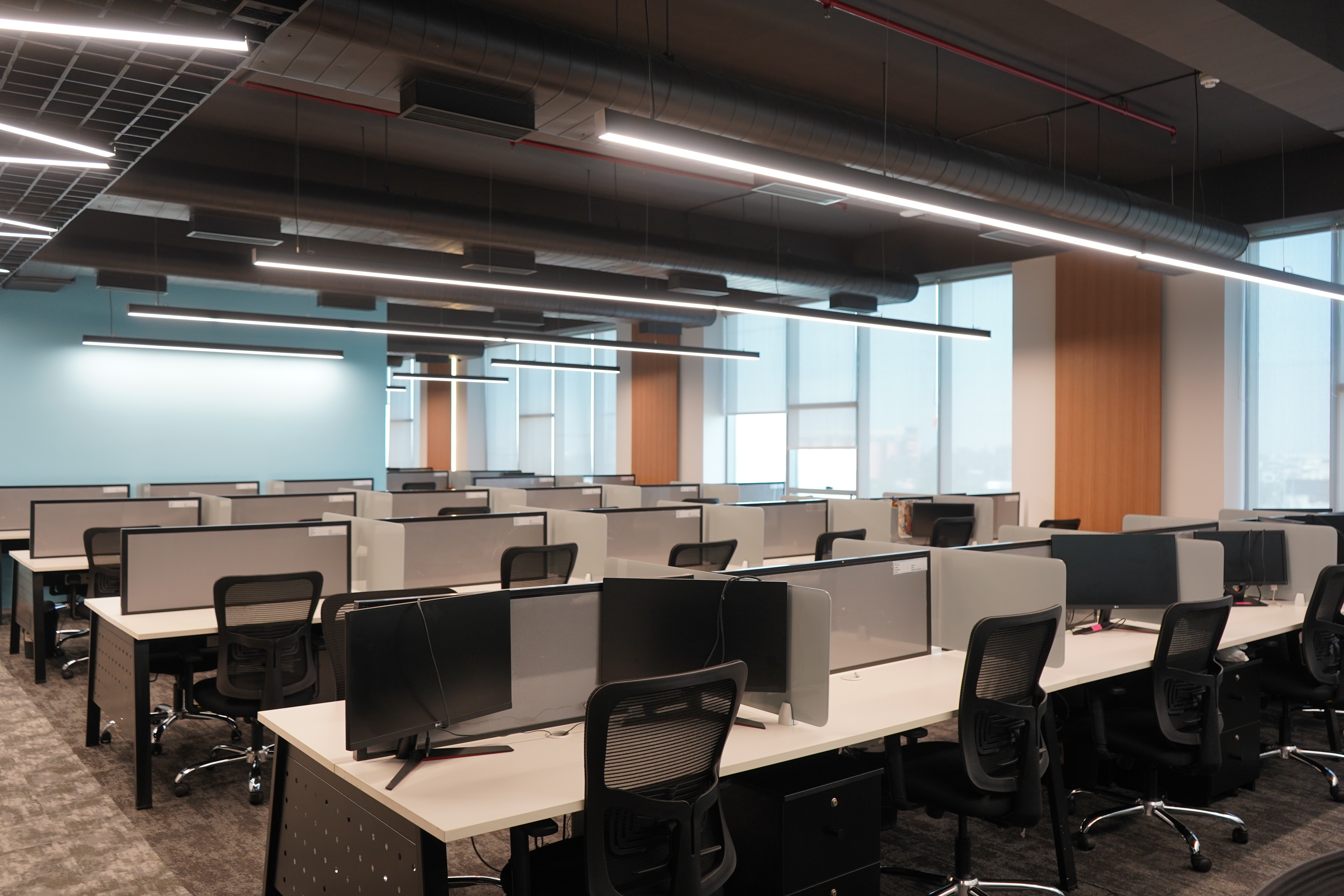 70 Person Private Office