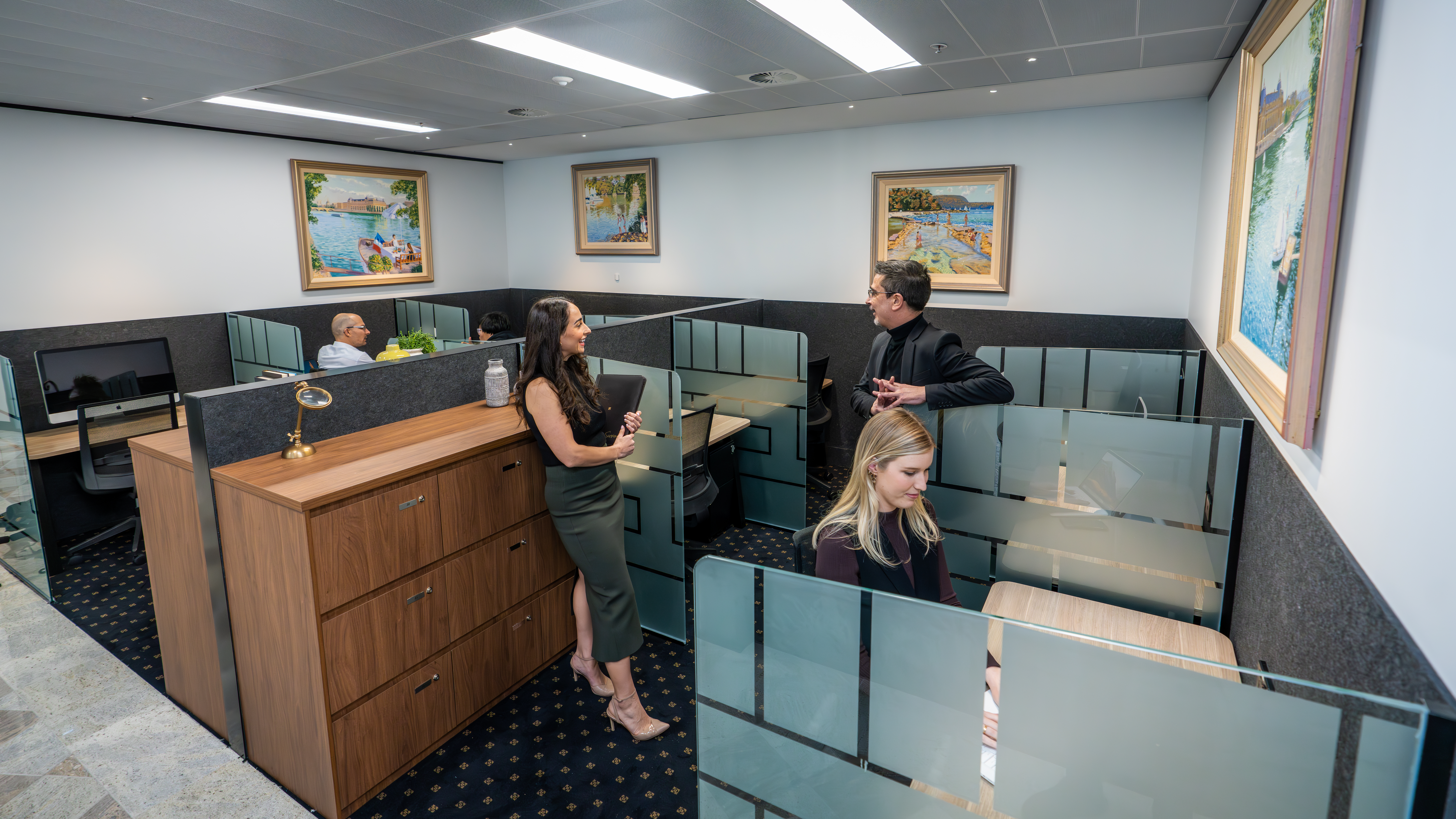 4 Person Coworking Desk