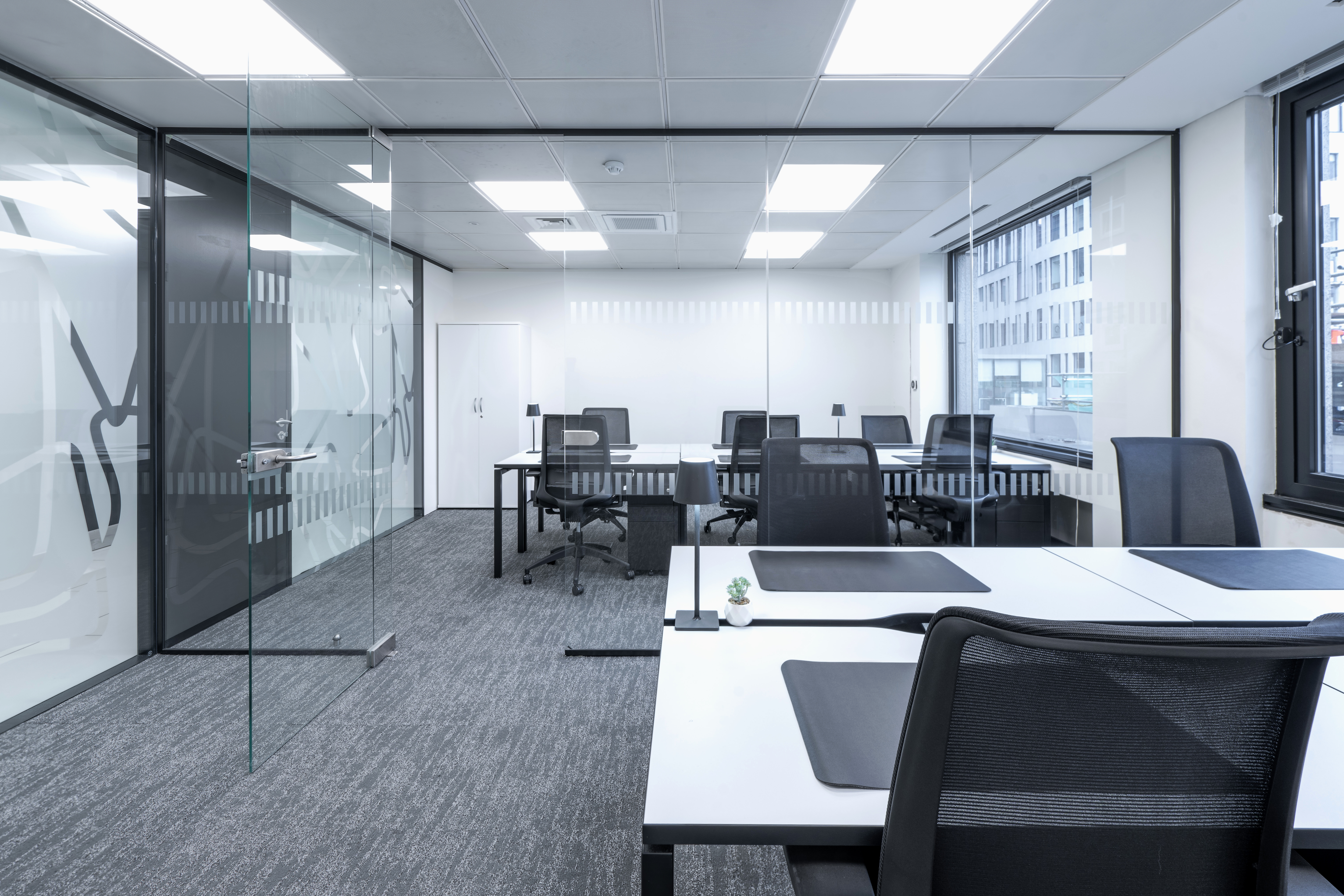 14 Person Private Office