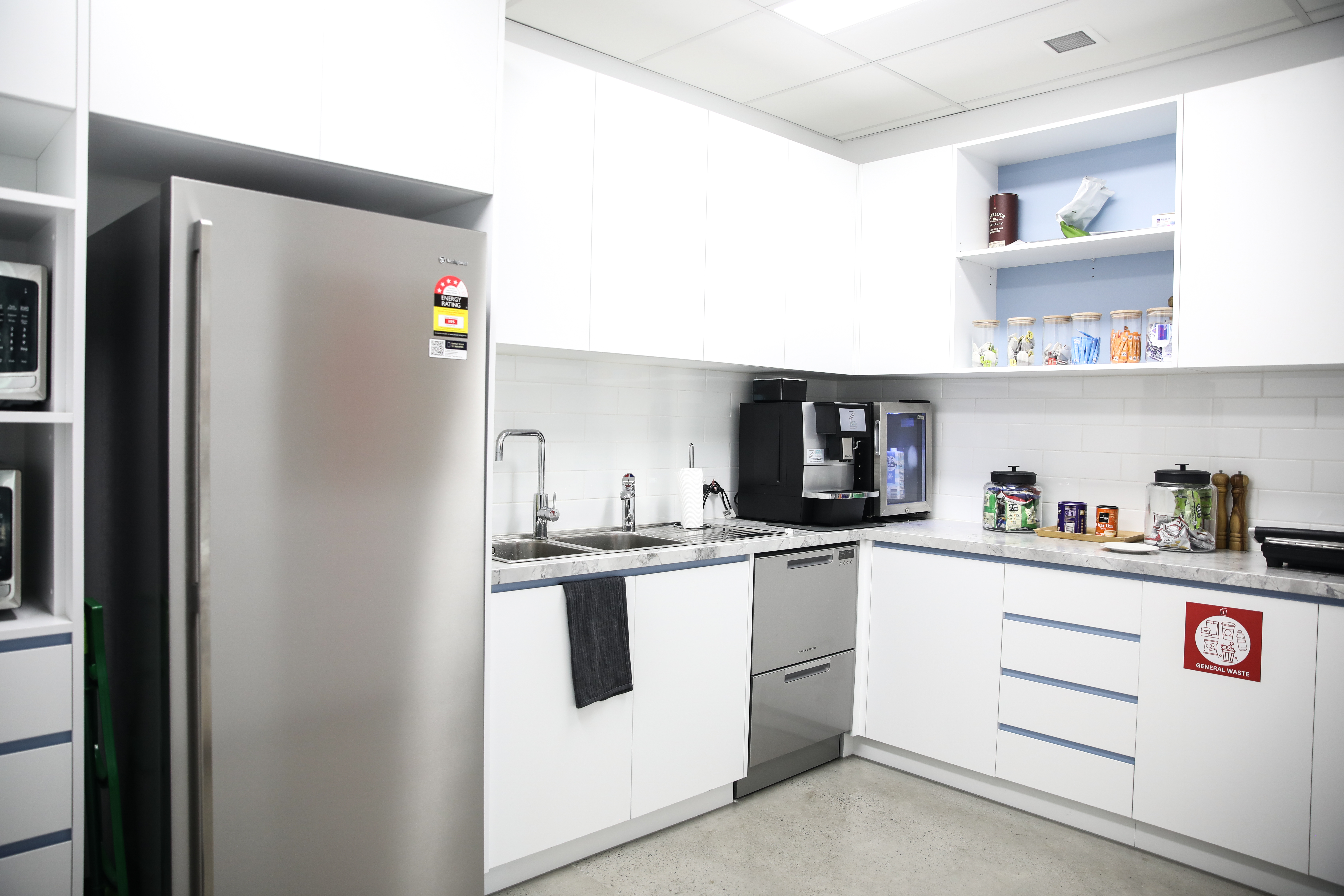 4 Person Private Office