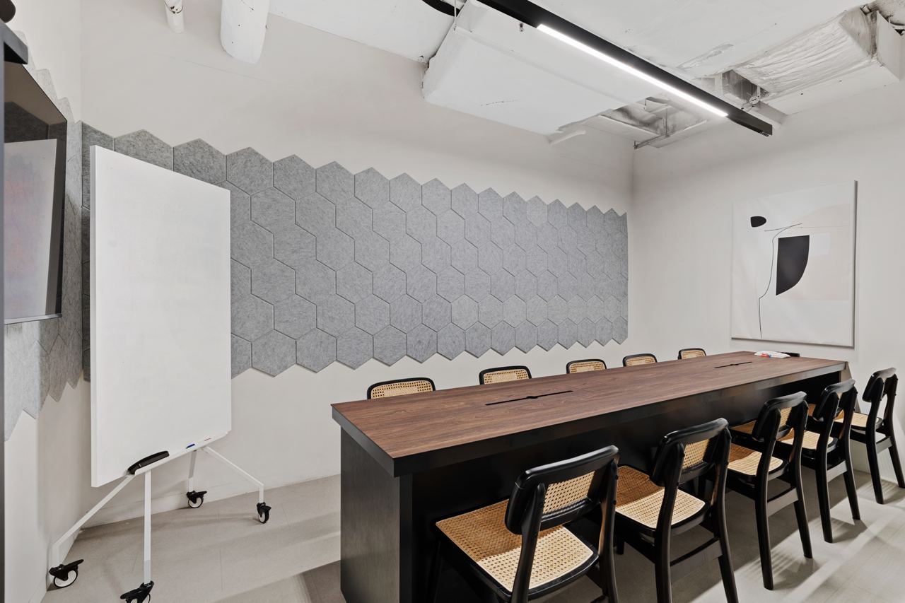 1 Person Coworking Desk