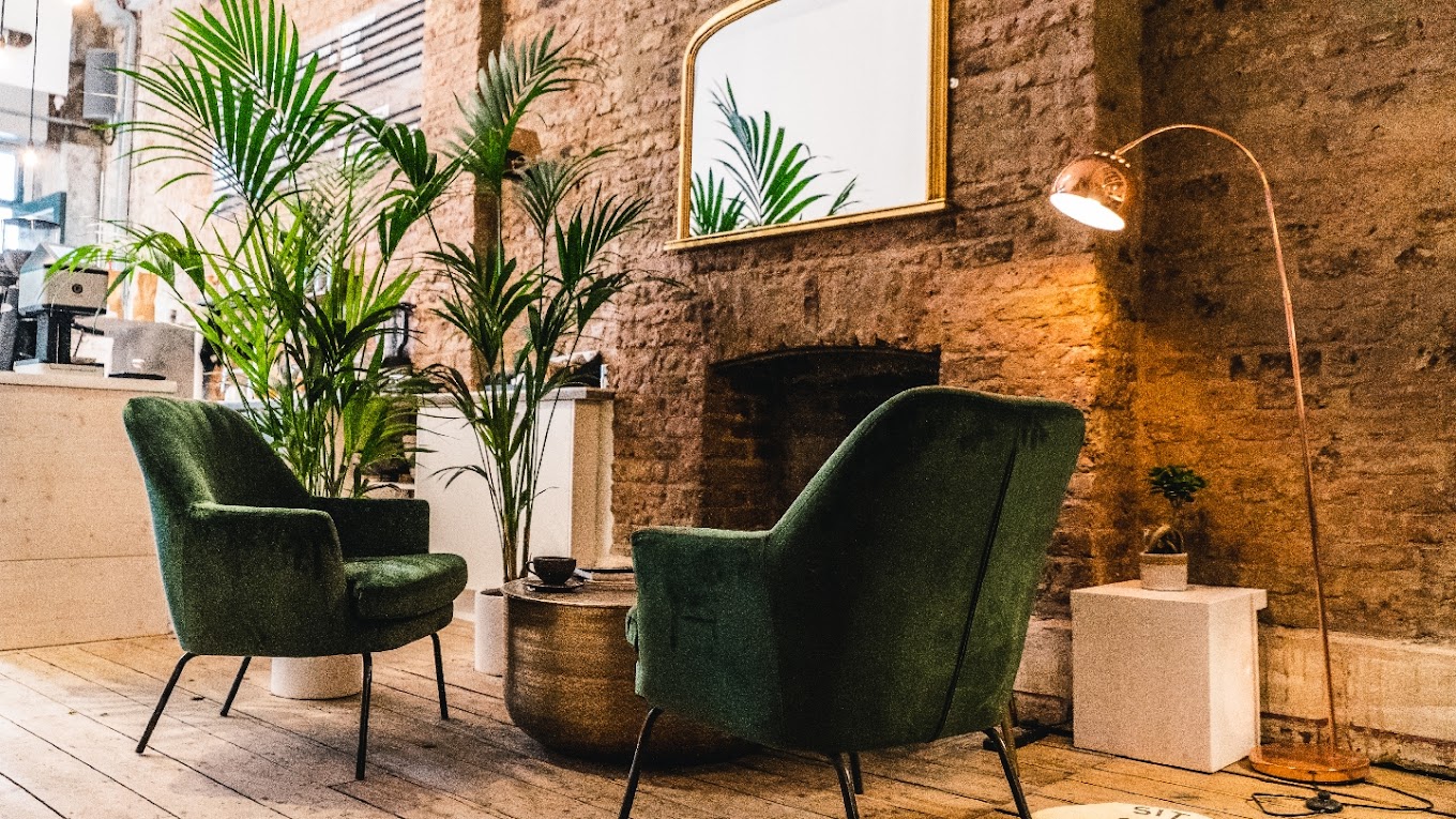 11 Person Coworking Desk