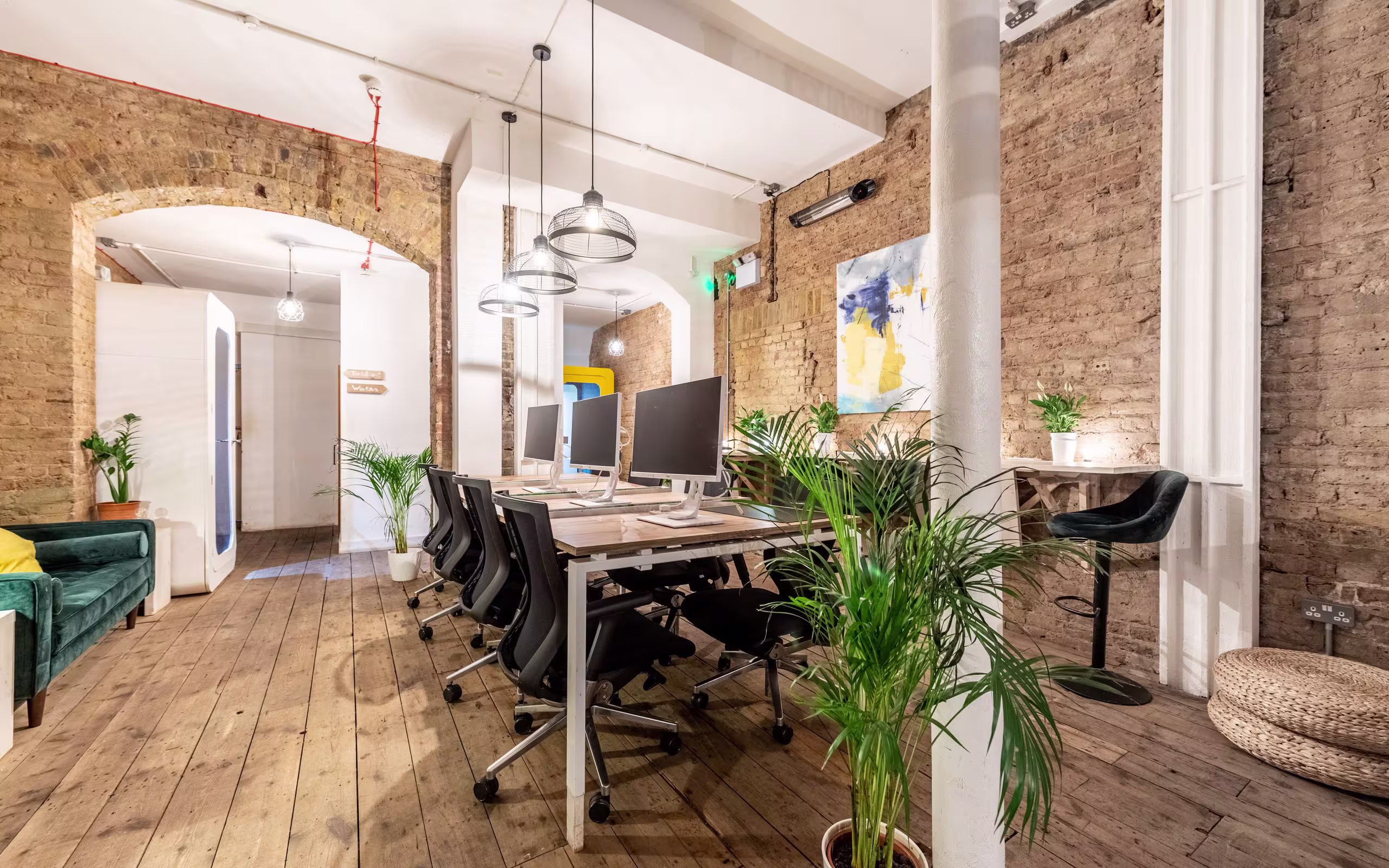 8 Person Coworking Desk