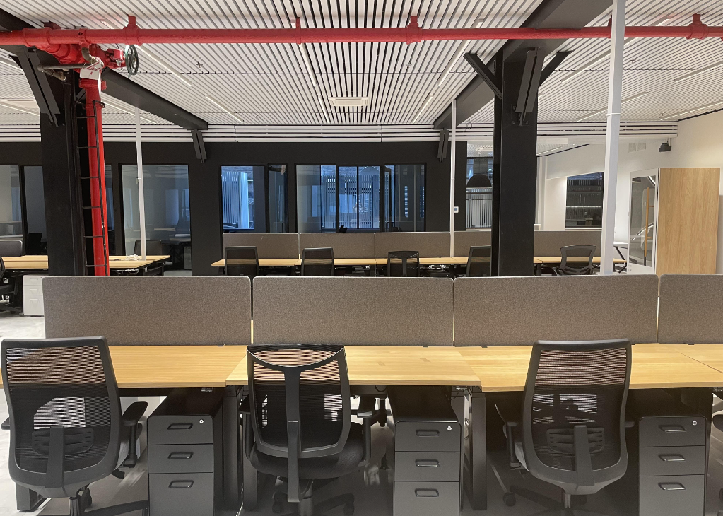 10 Person Private Office