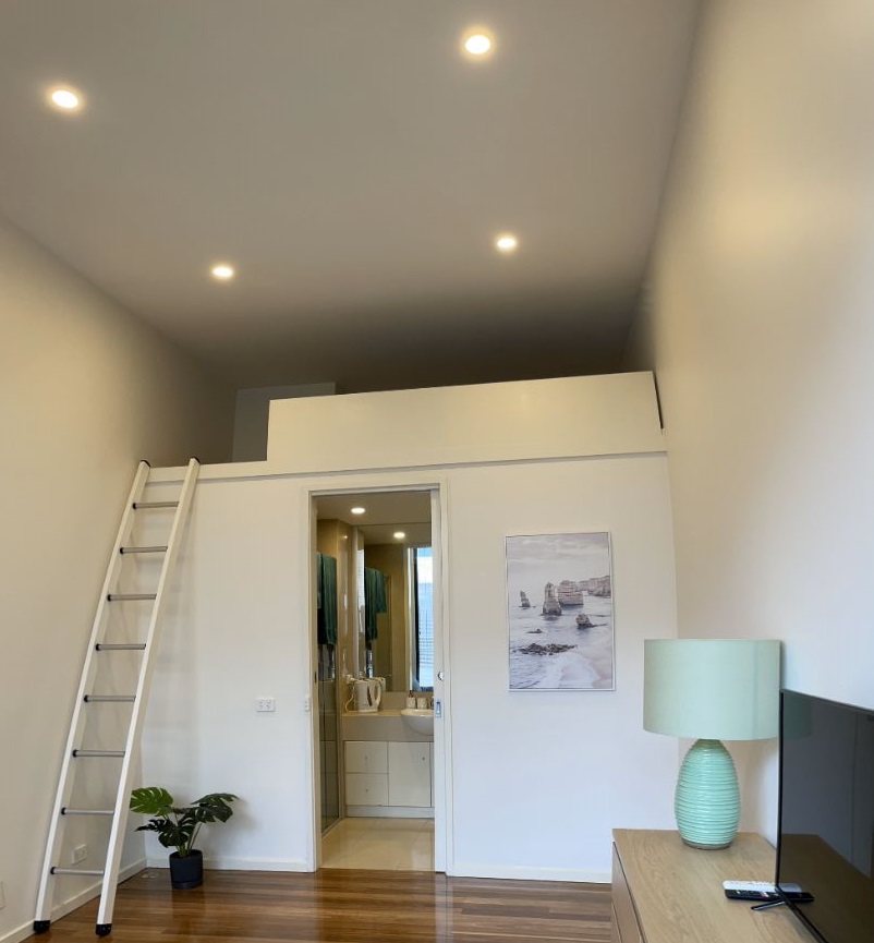 3 Person Private Office