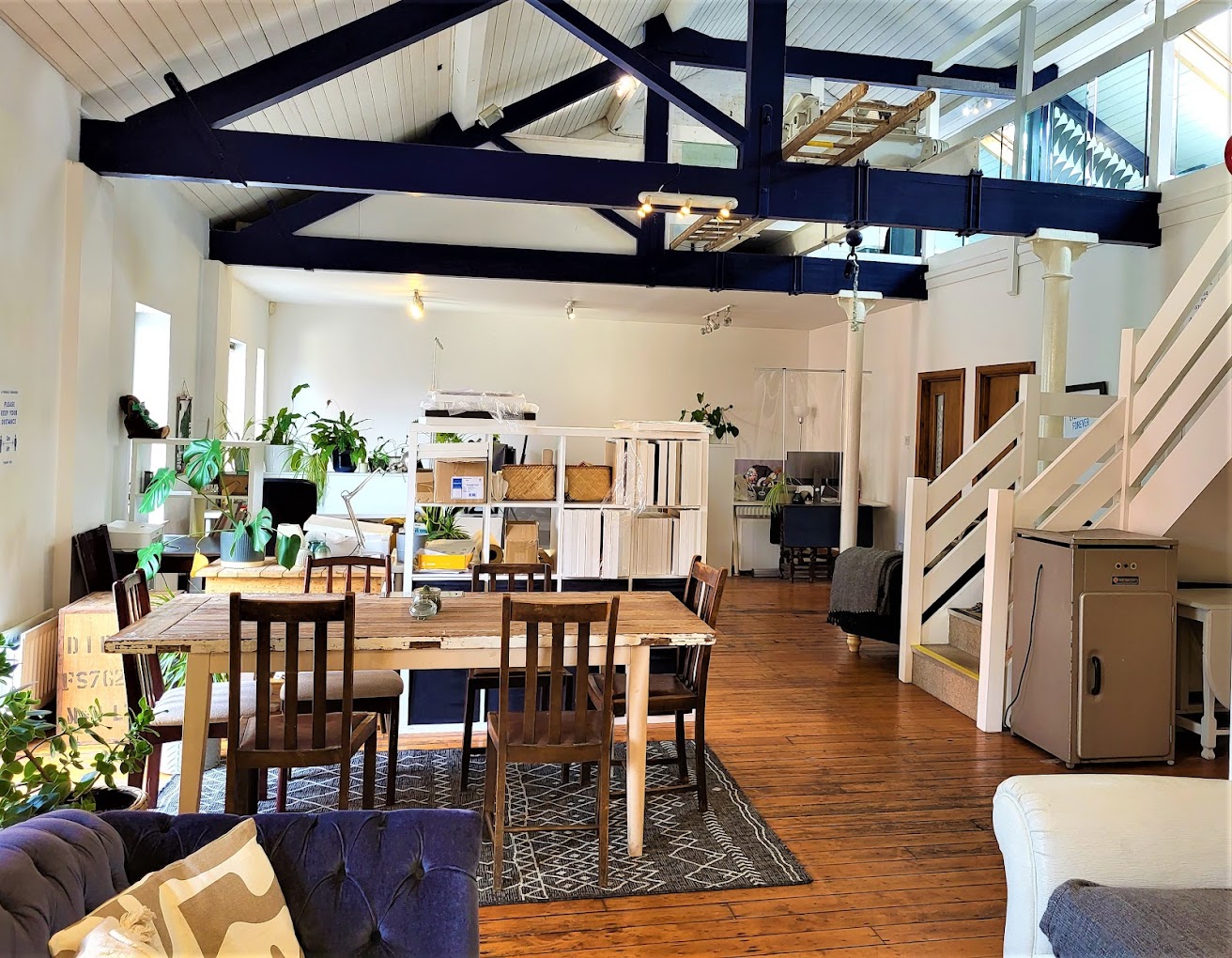 4 Person Private Office