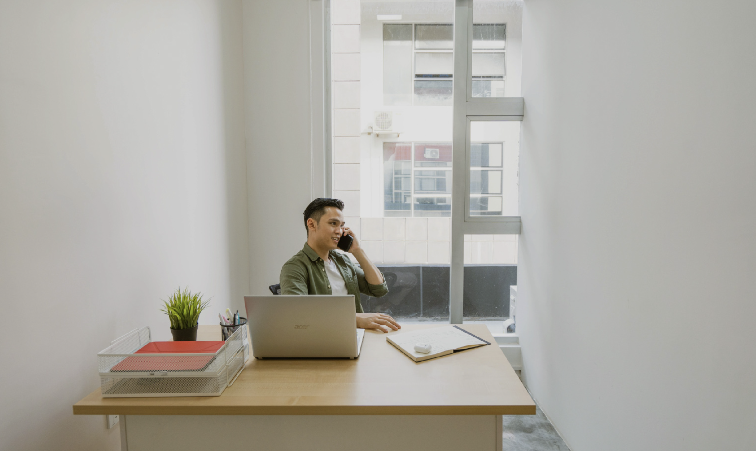 1 Person Private Office