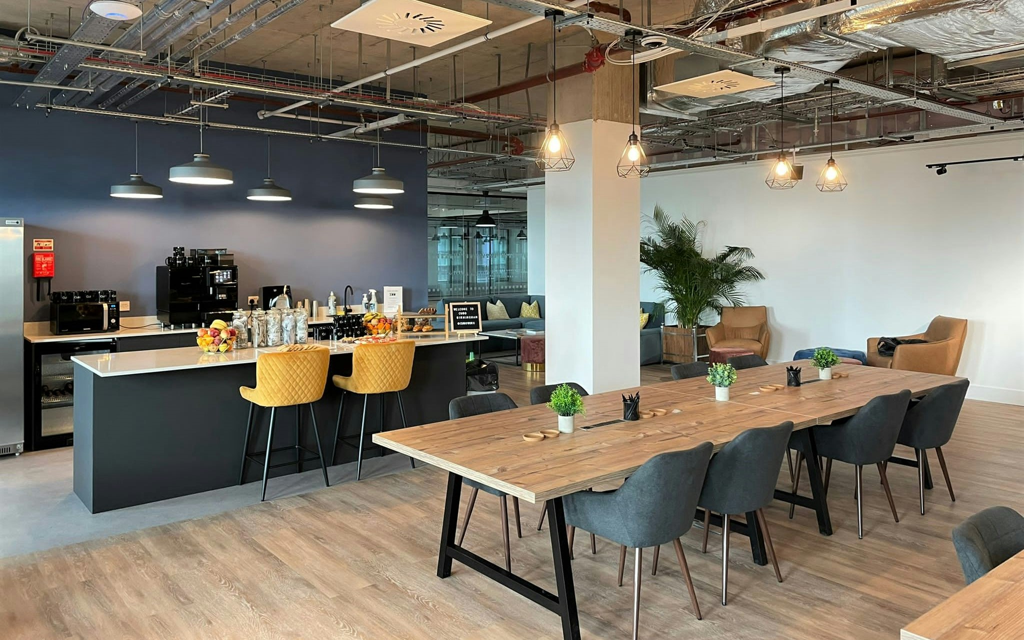 29 Person Private Office