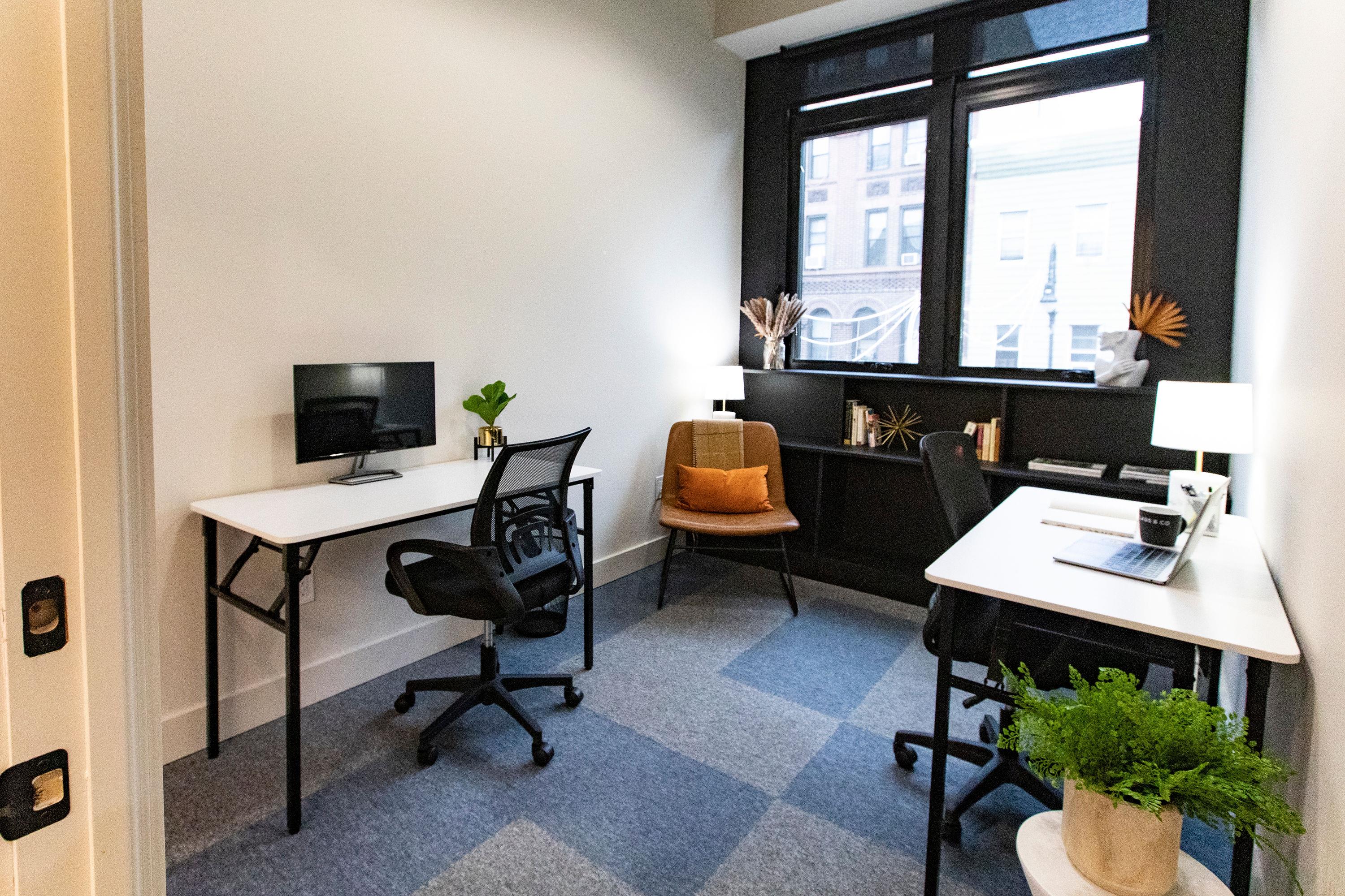 2 Person Private Office at 750 Manhattan Avenue, Greenpoint | Office Hub