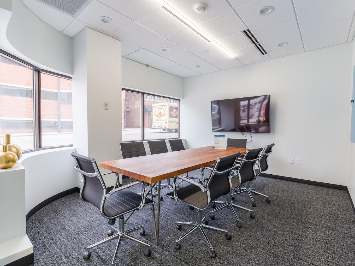 1 Person Private Office