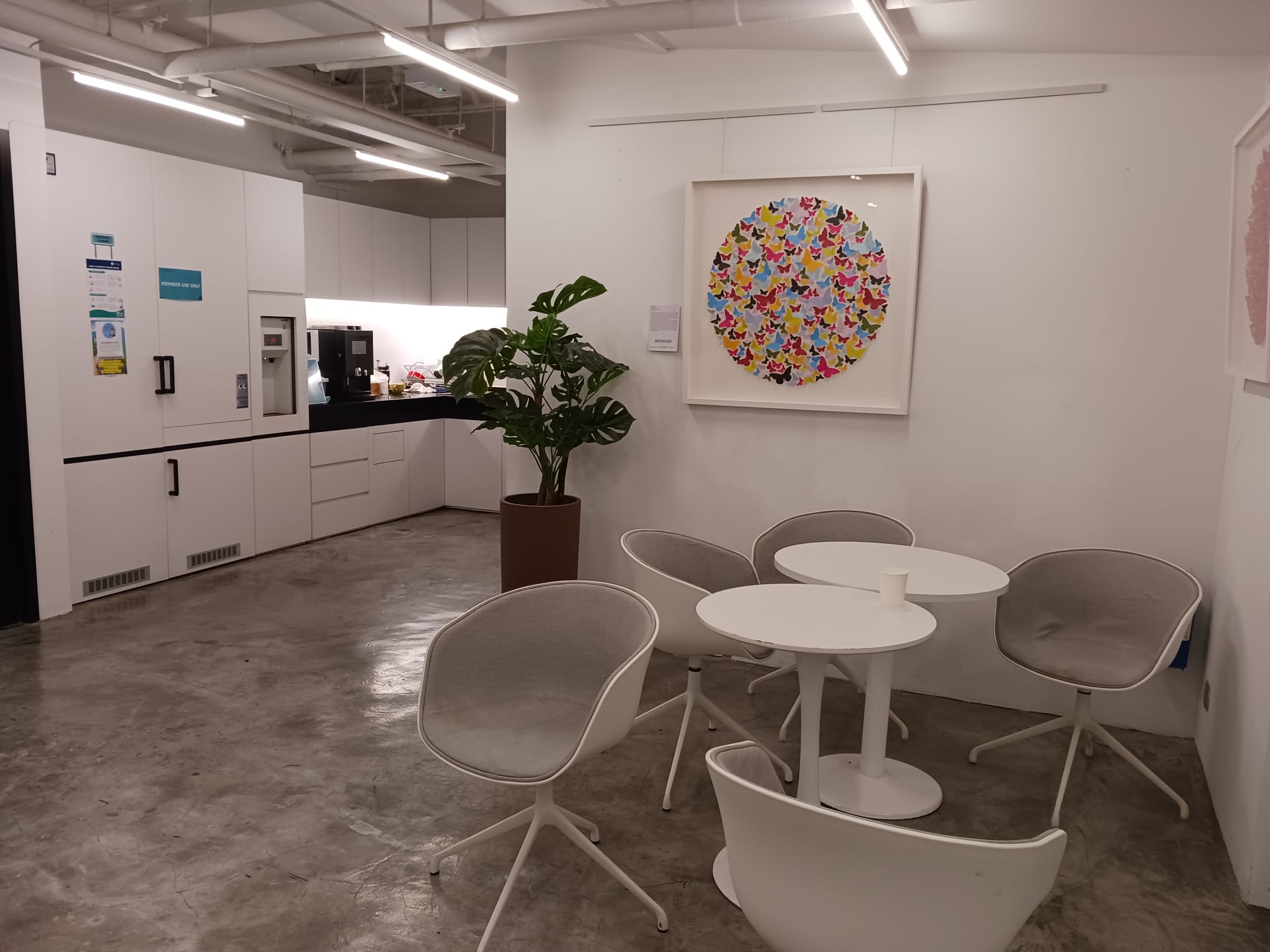 7 Person Private Office