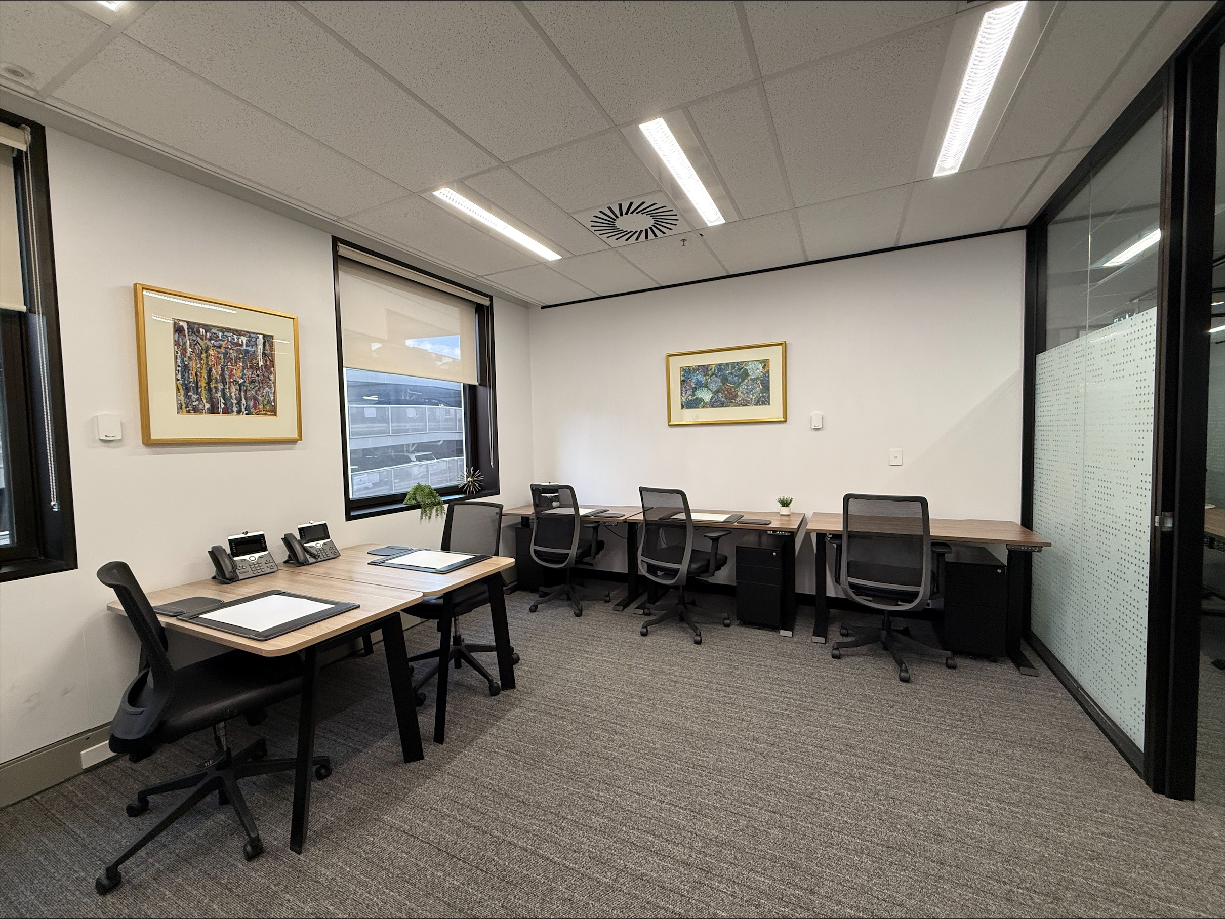 1 Person Coworking Desk