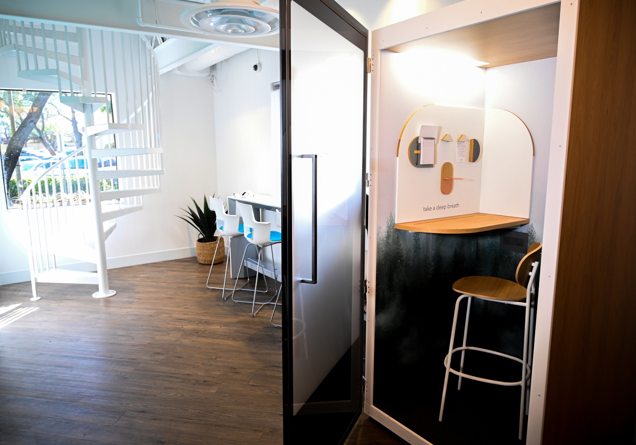 3 Person Coworking Desk