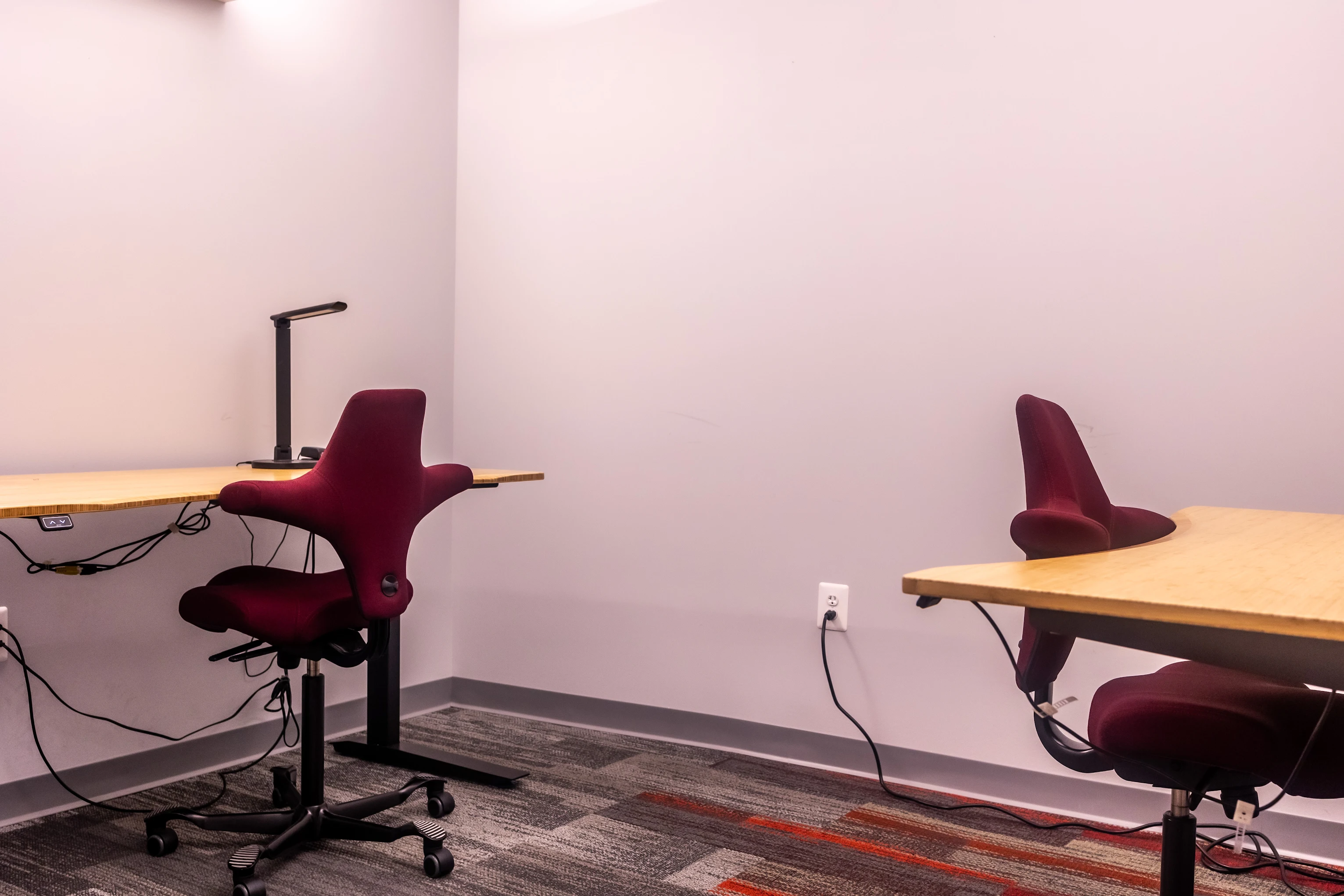 4 Person Coworking Desk