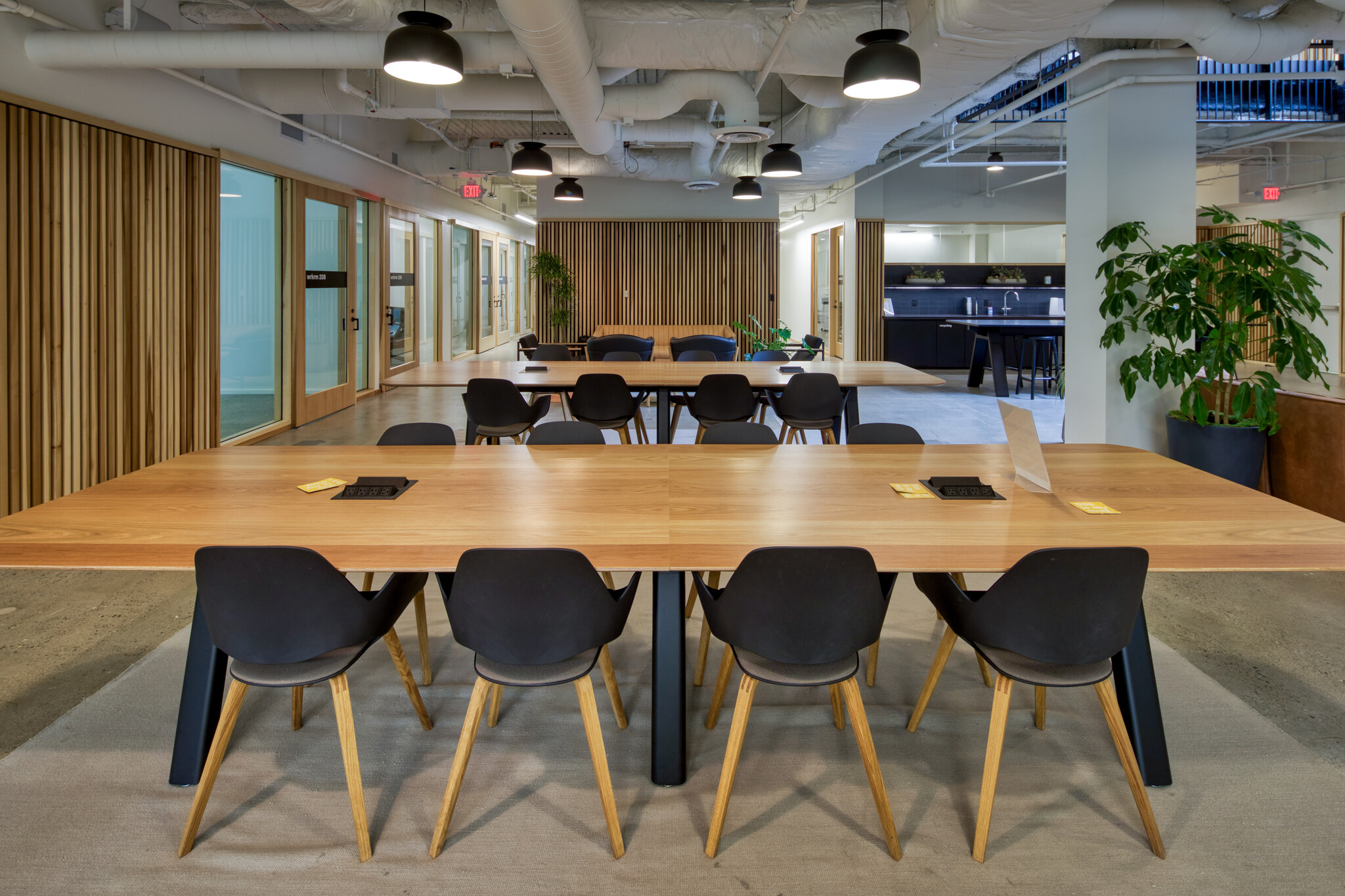 5 Person Coworking Desk