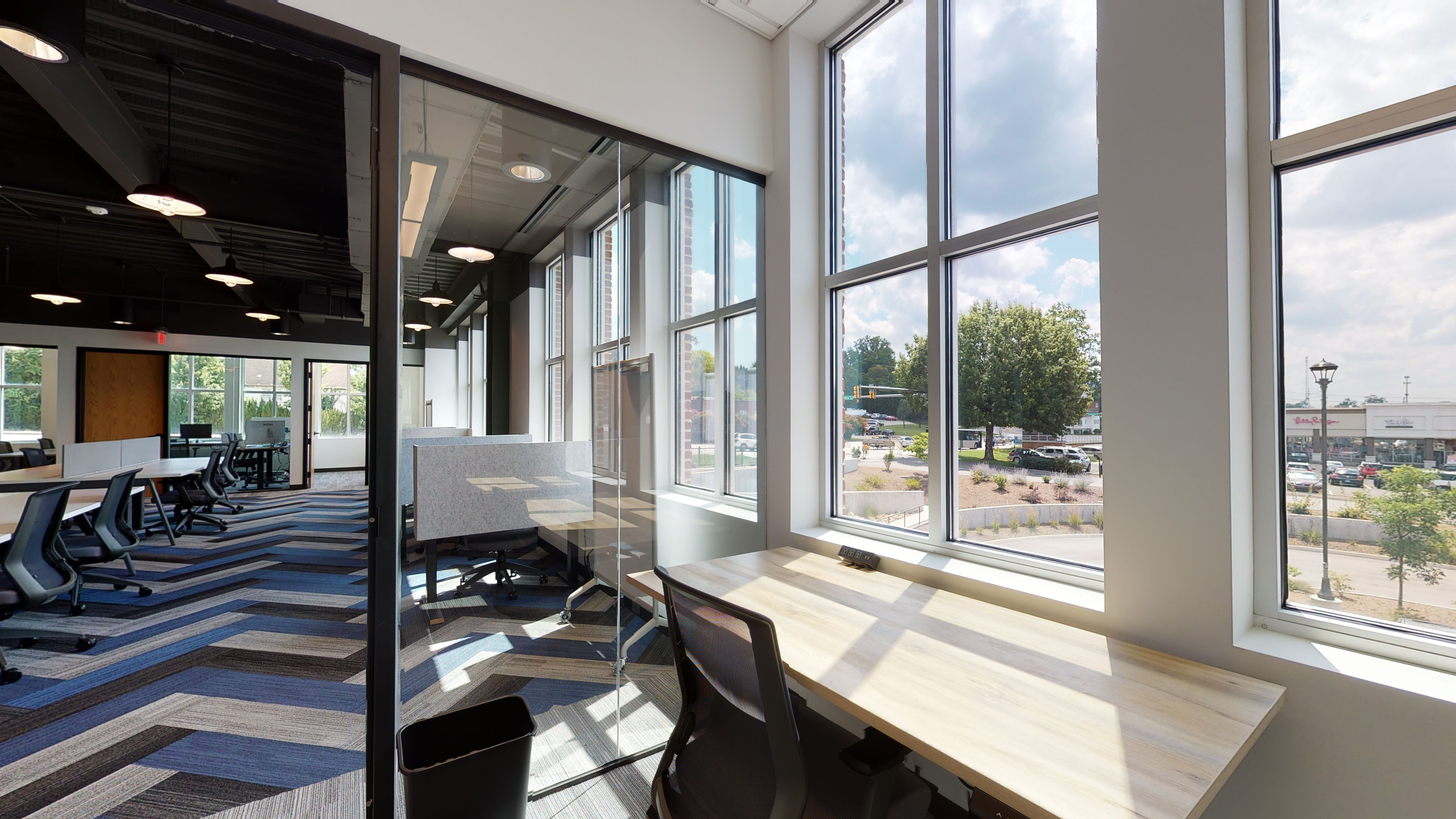 1 Person Private Office