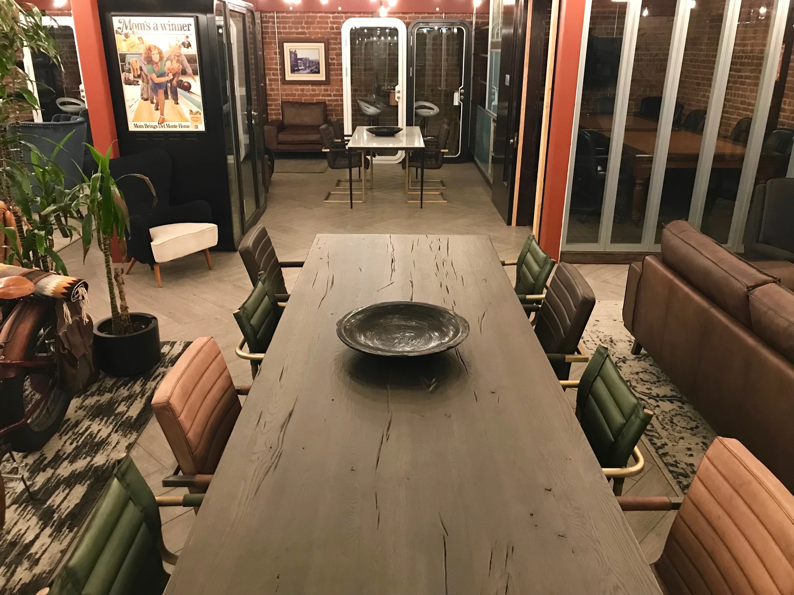 1 Person Coworking Desk