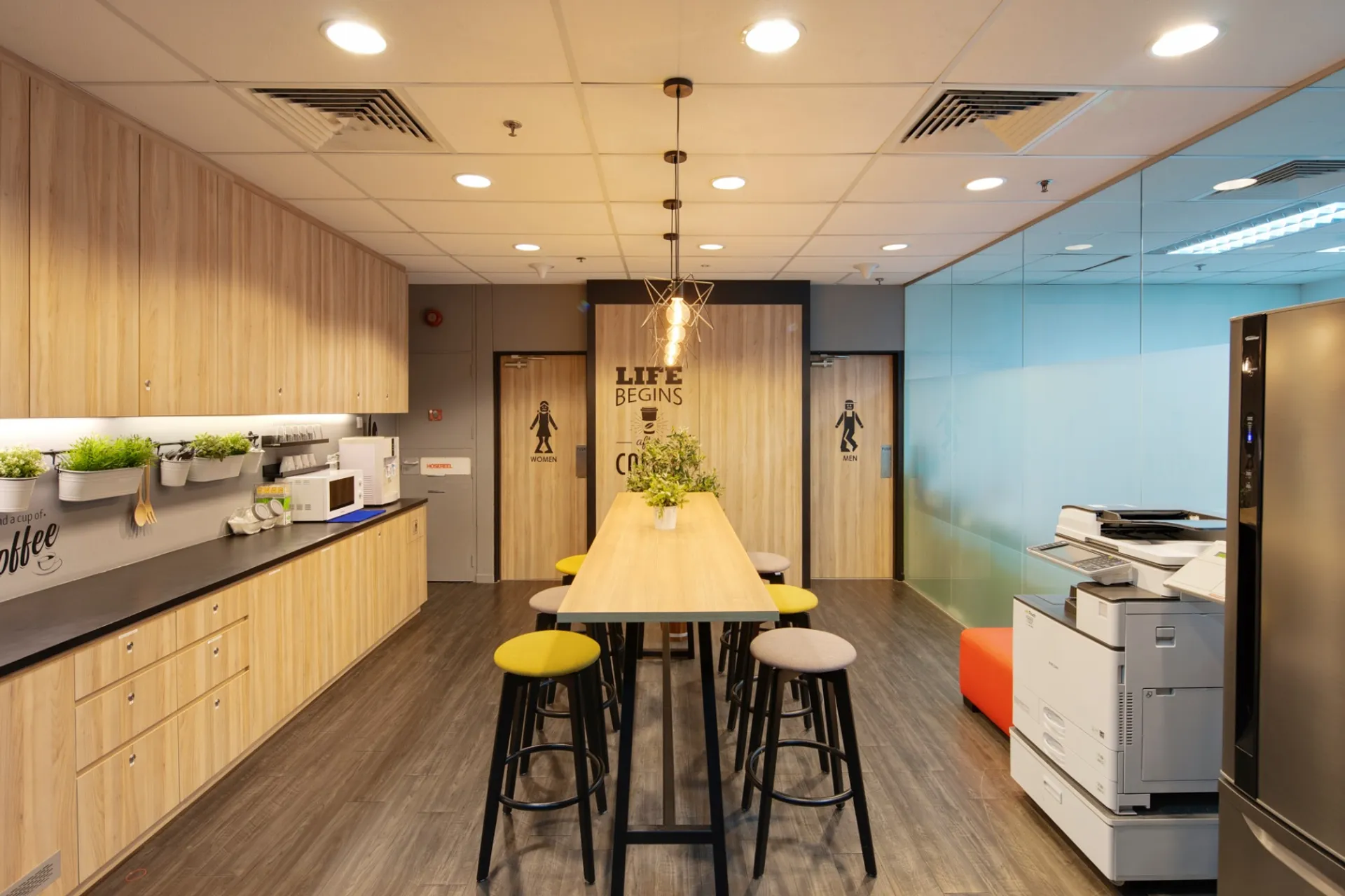 5 Person Private Office