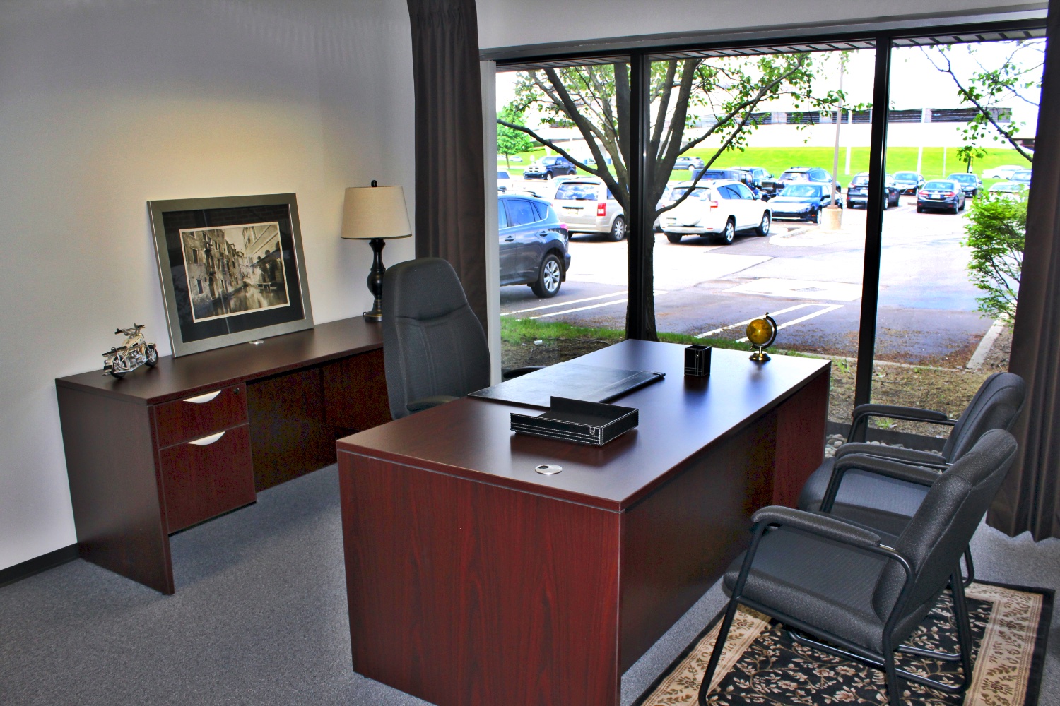 9 Person Private Office