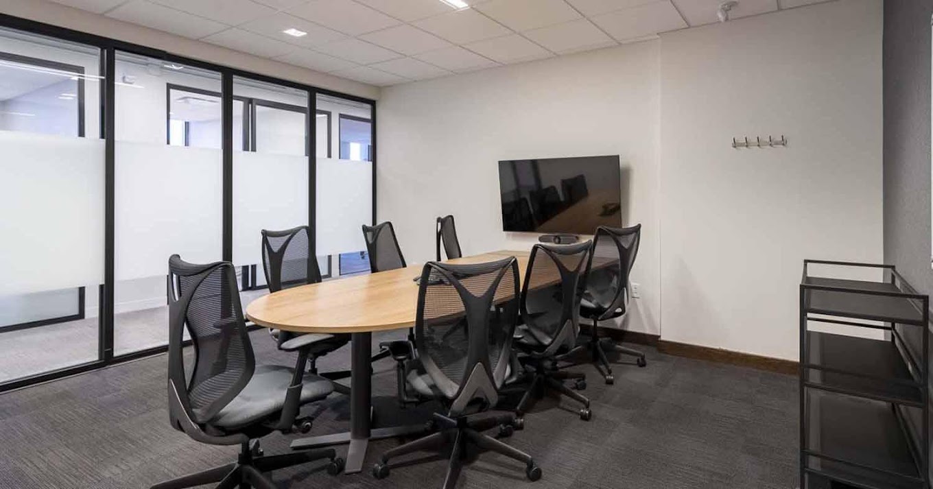 9 Person Private Office