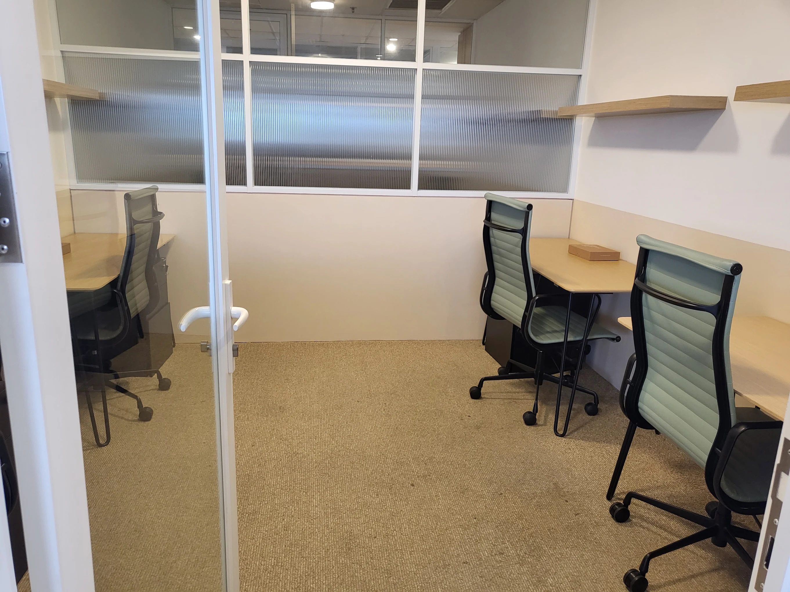 5 Person Private Office