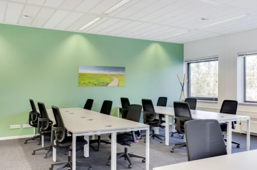 3 Person Private Office