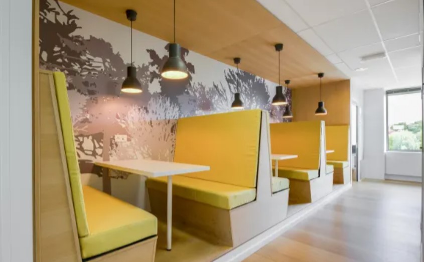 4 Person Private Office