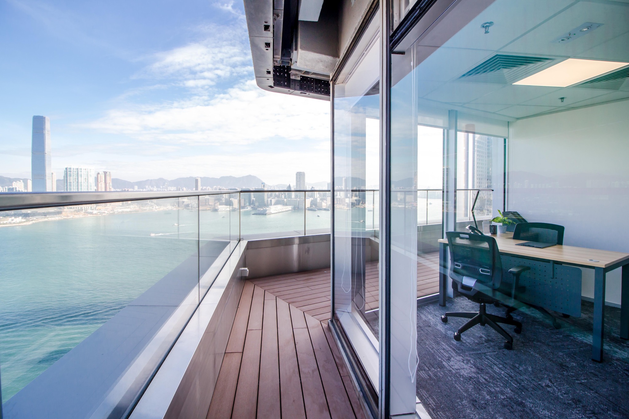 1 Person Private Office