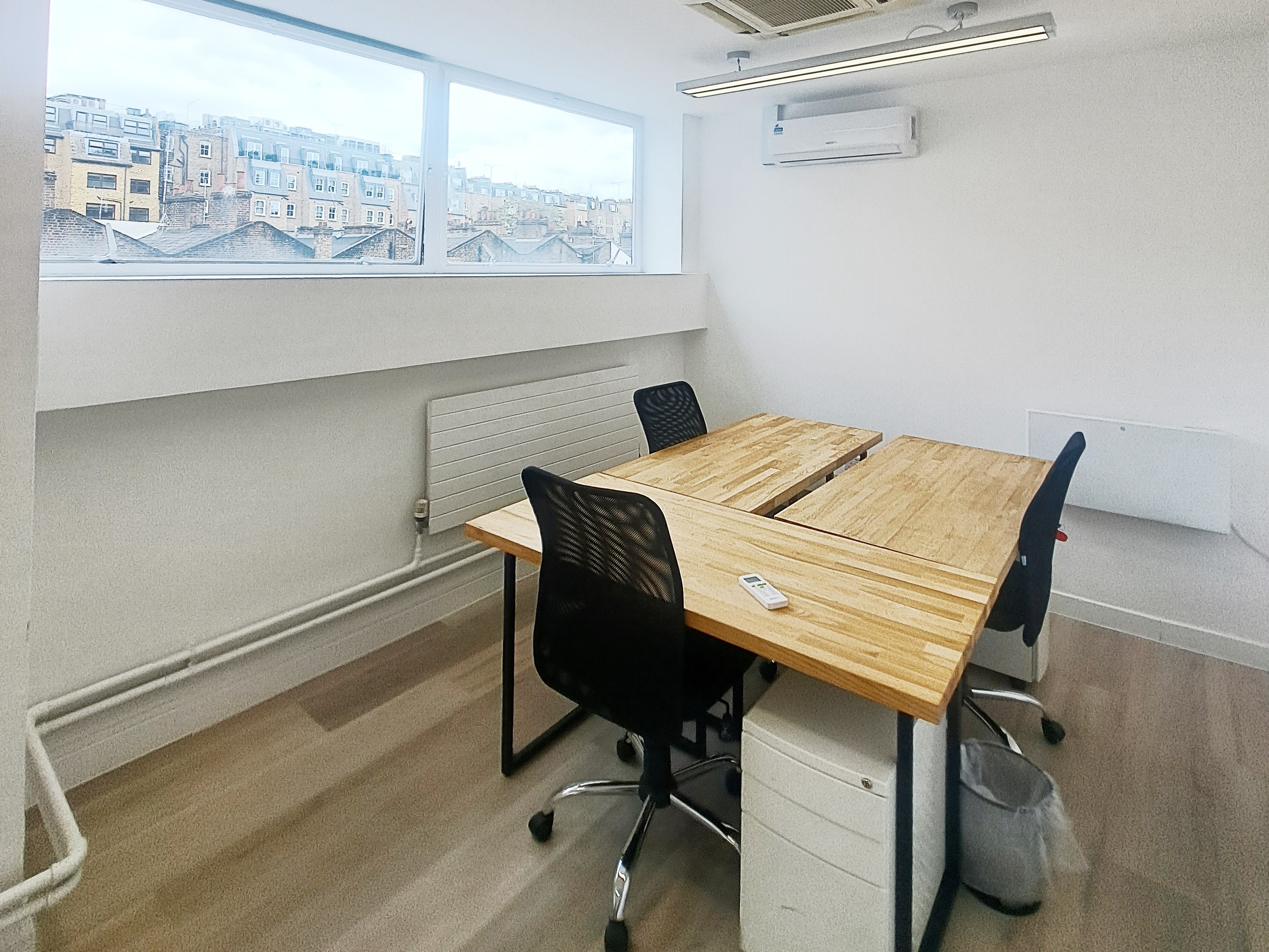 3 Person Private Office