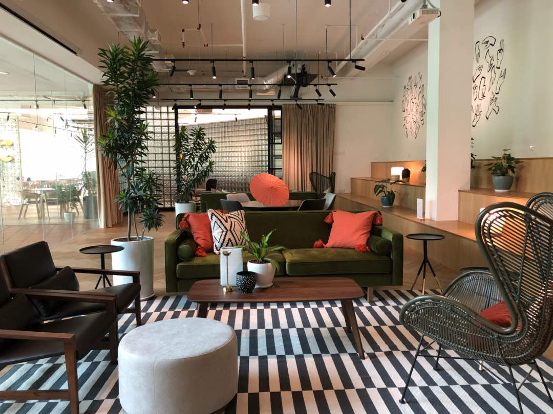 1 Person Coworking Desk