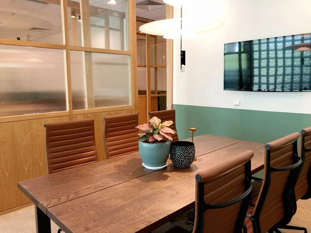 4 Person Private Office