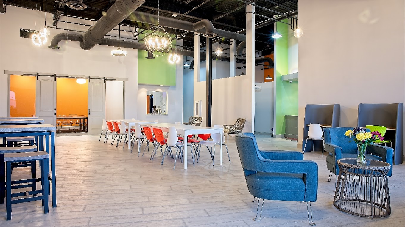 1 Person Coworking Desk